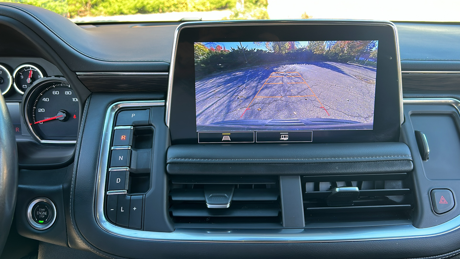 2021 Chevrolet Tahoe LT 32