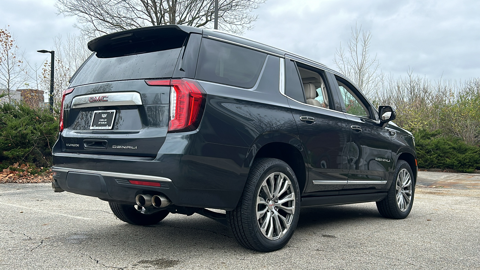 2021 GMC Yukon Denali 10