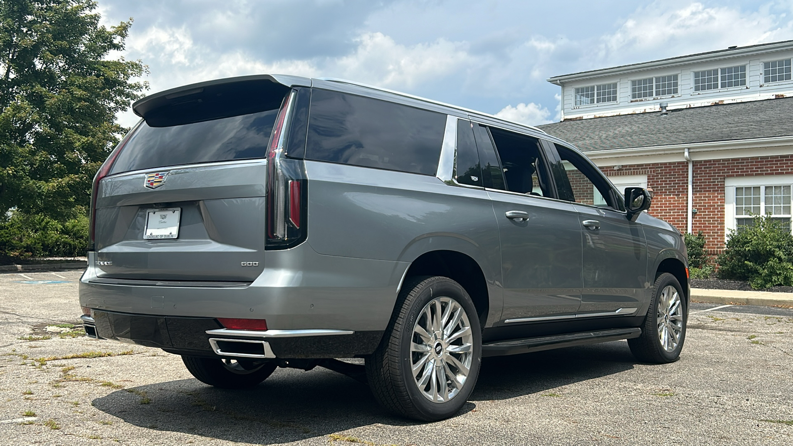 2024 Cadillac Escalade ESV Premium 10