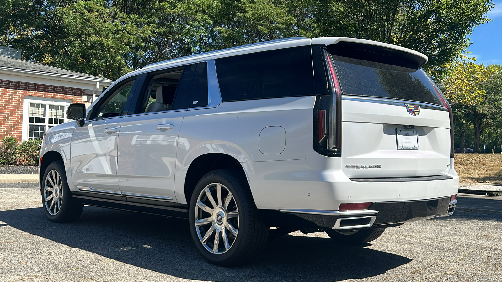 2024 Cadillac Escalade ESV Premium Luxury Platinum 15