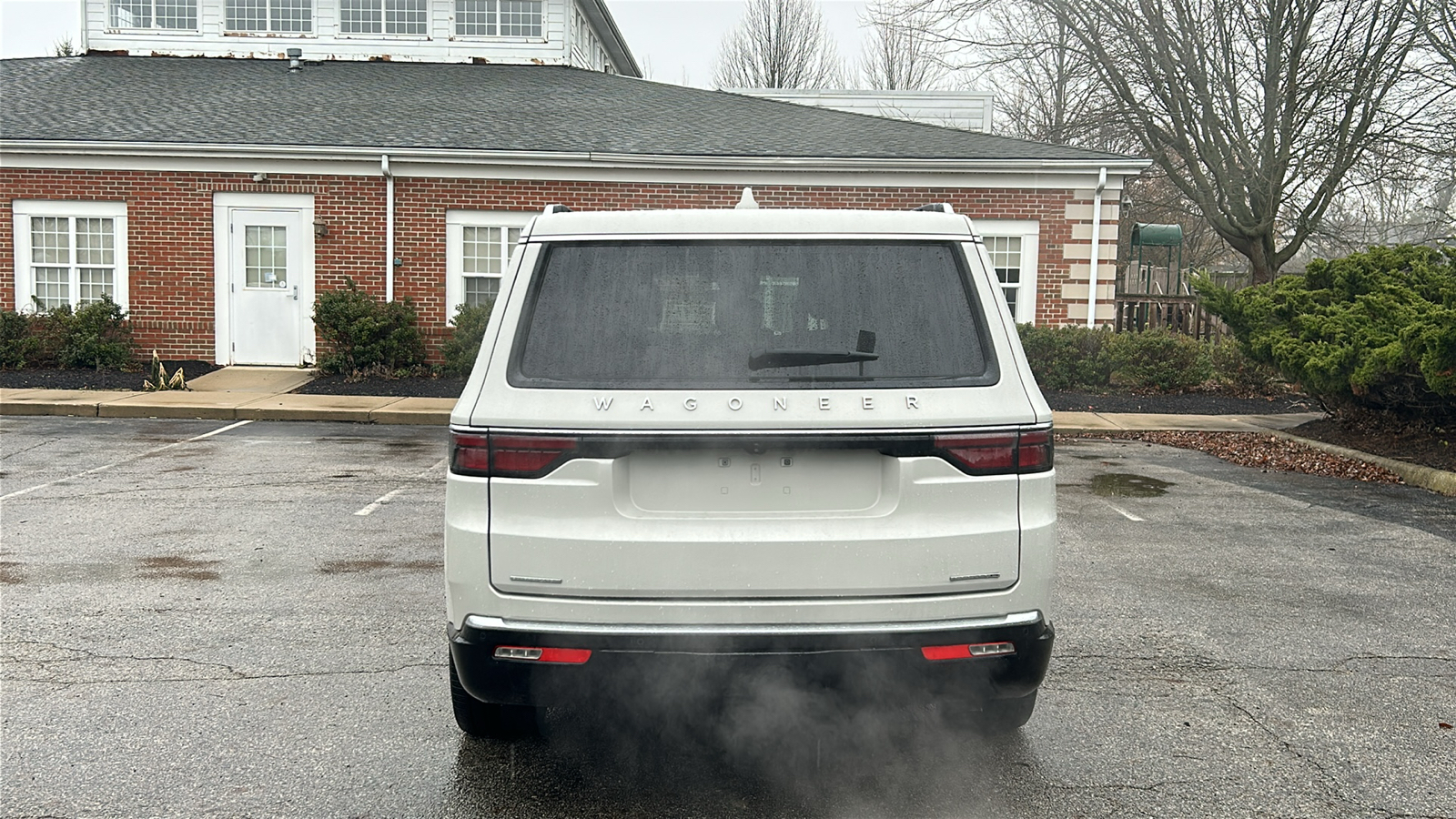 2022 Jeep Wagoneer Series III 10