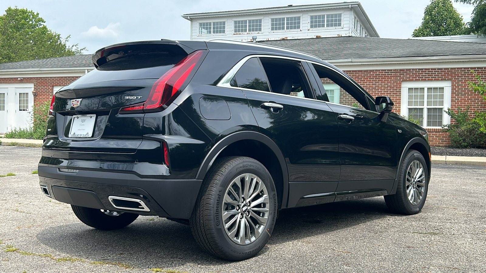 2024 Cadillac XT4 Premium Luxury 10