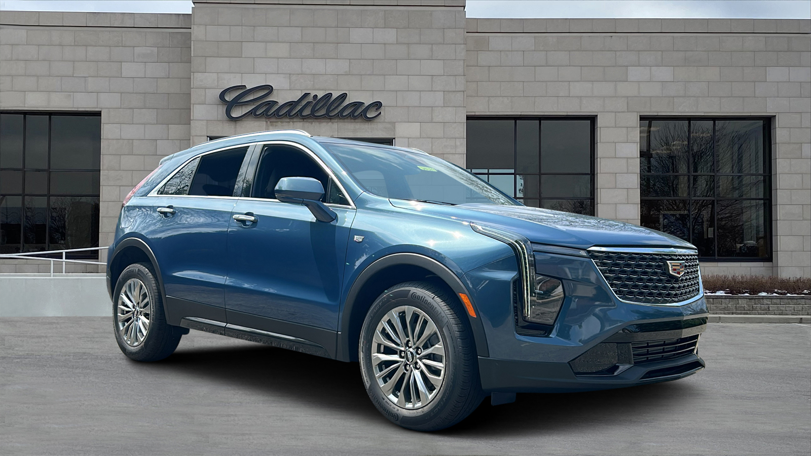 2024 Cadillac XT4 Premium Luxury 1