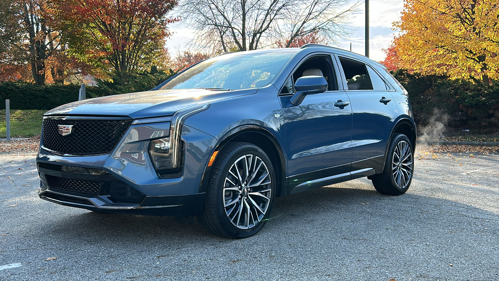 2024 Cadillac XT4 Sport 41