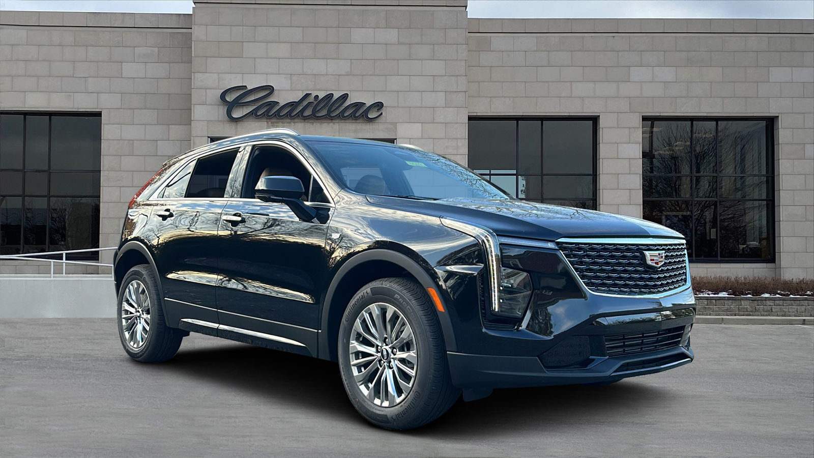 2025 Cadillac XT4 Premium Luxury 1