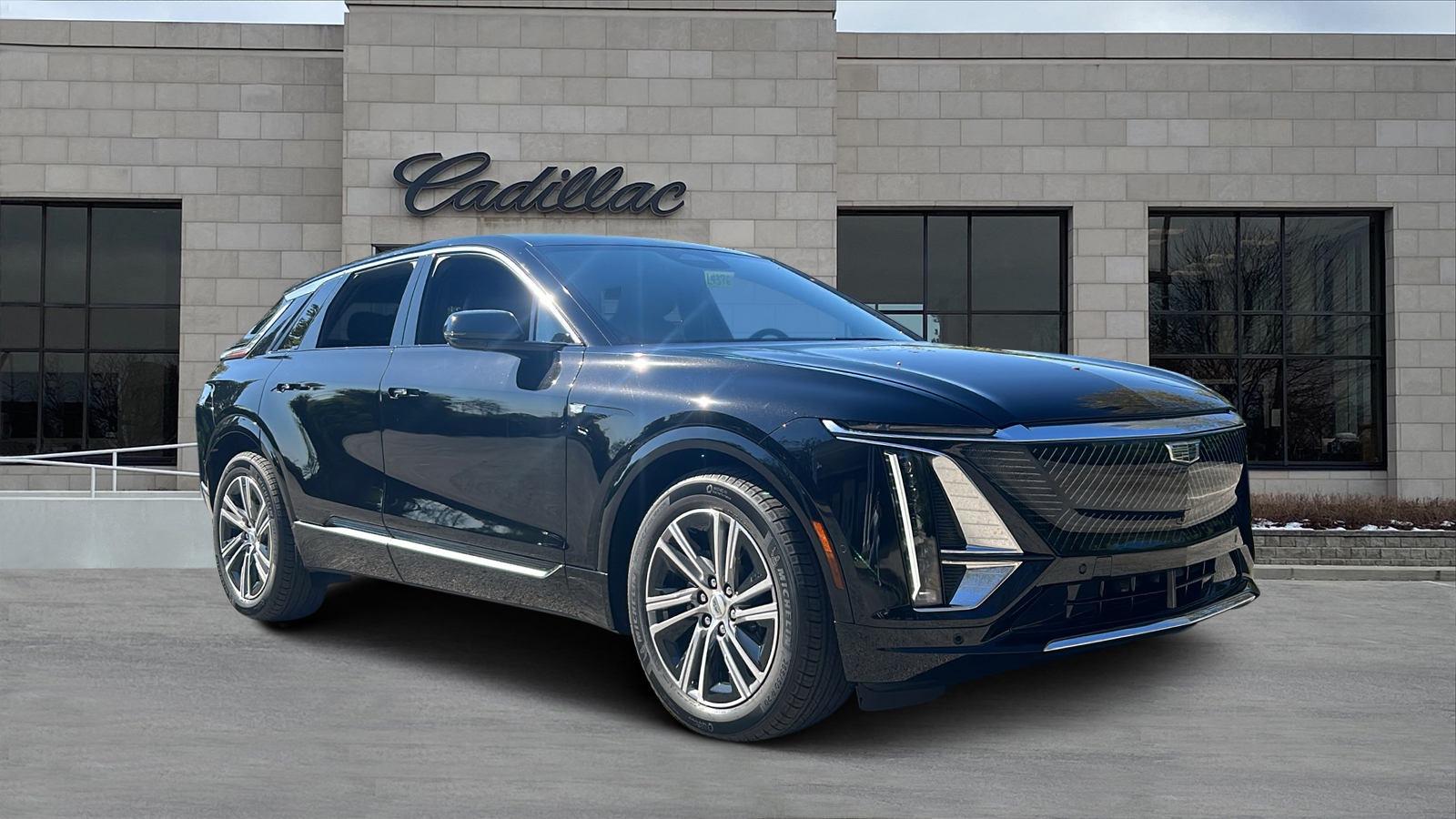 2024 Cadillac LYRIQ Luxury 1