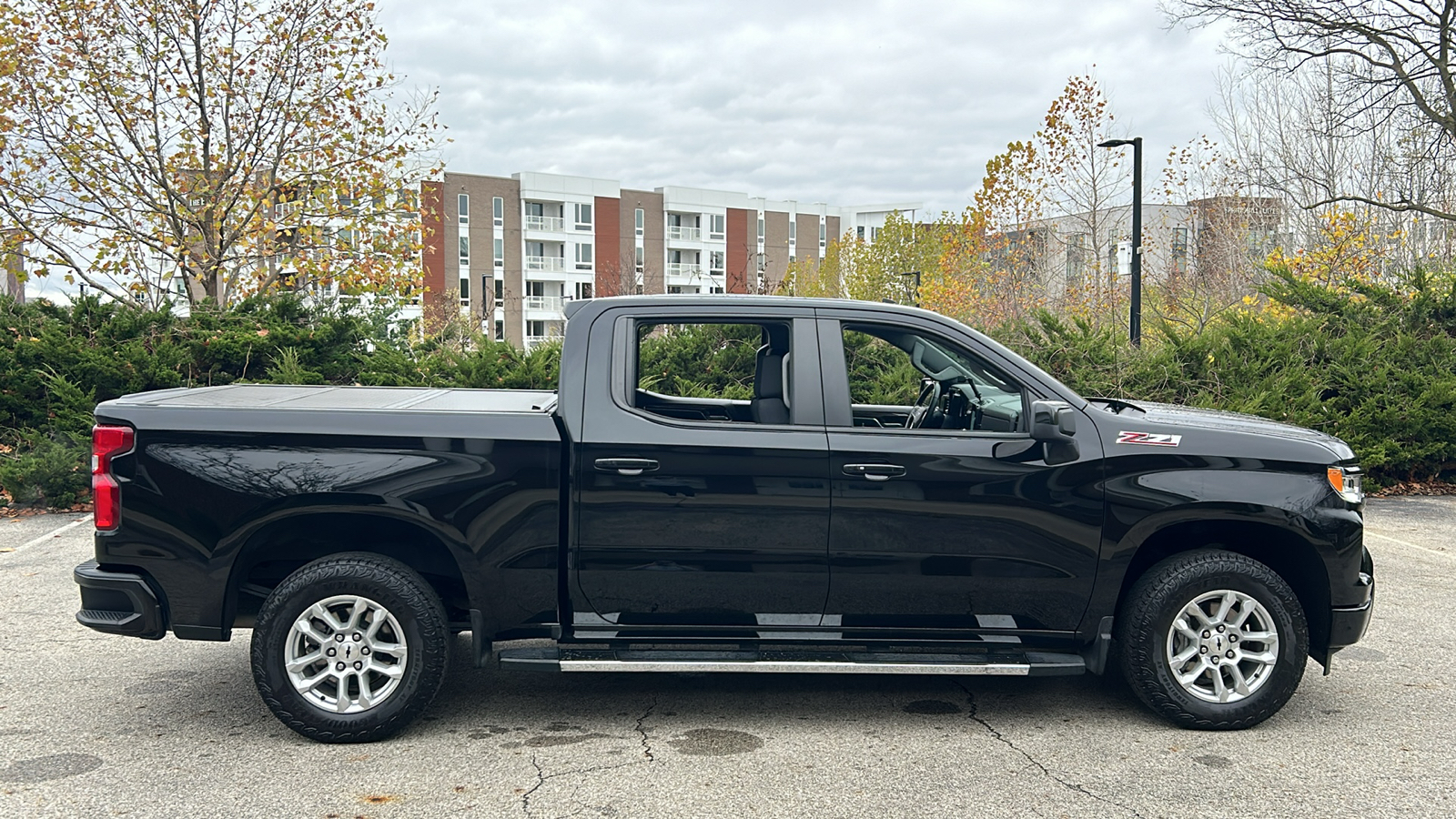 2022 Chevrolet Silverado 1500 RST 3