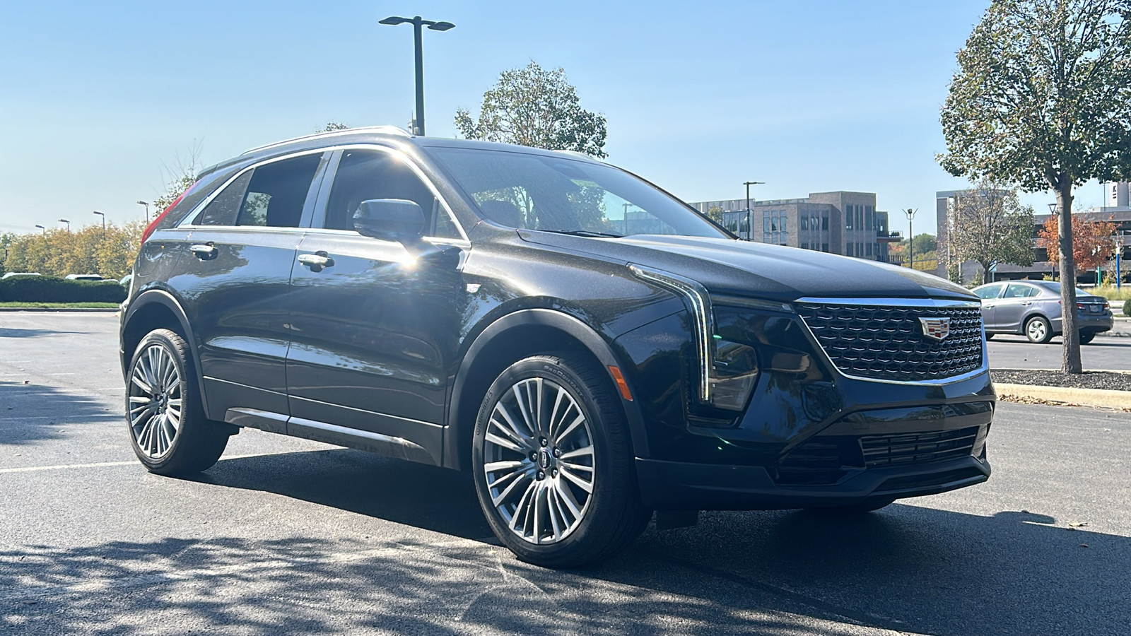 2025 Cadillac XT4 Premium Luxury 2