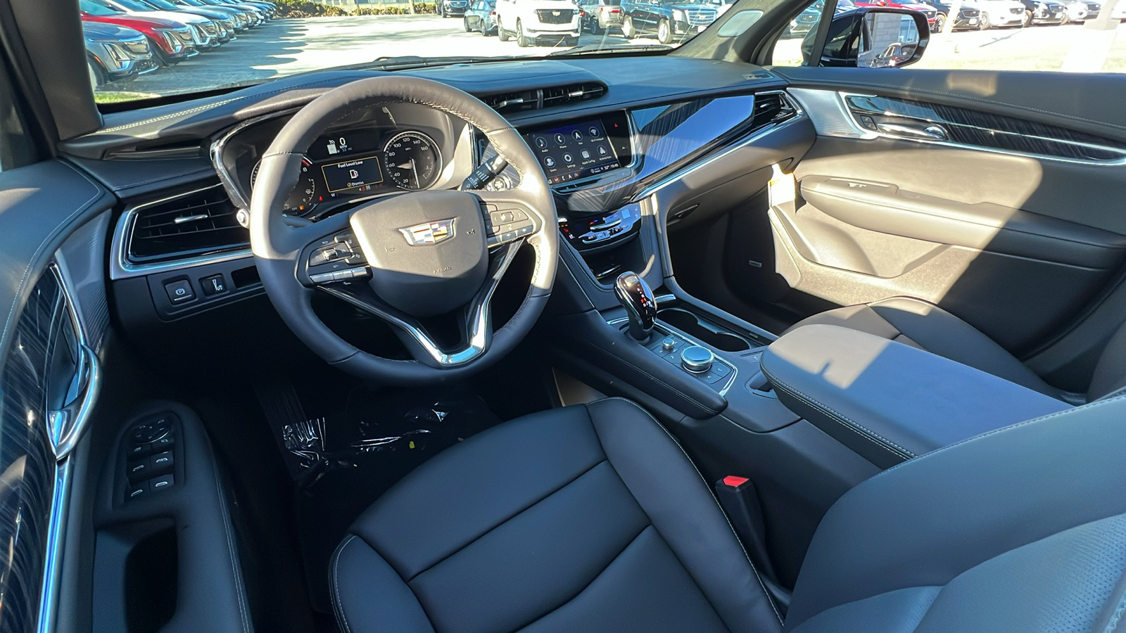 2024 Cadillac XT6 Premium Luxury 8