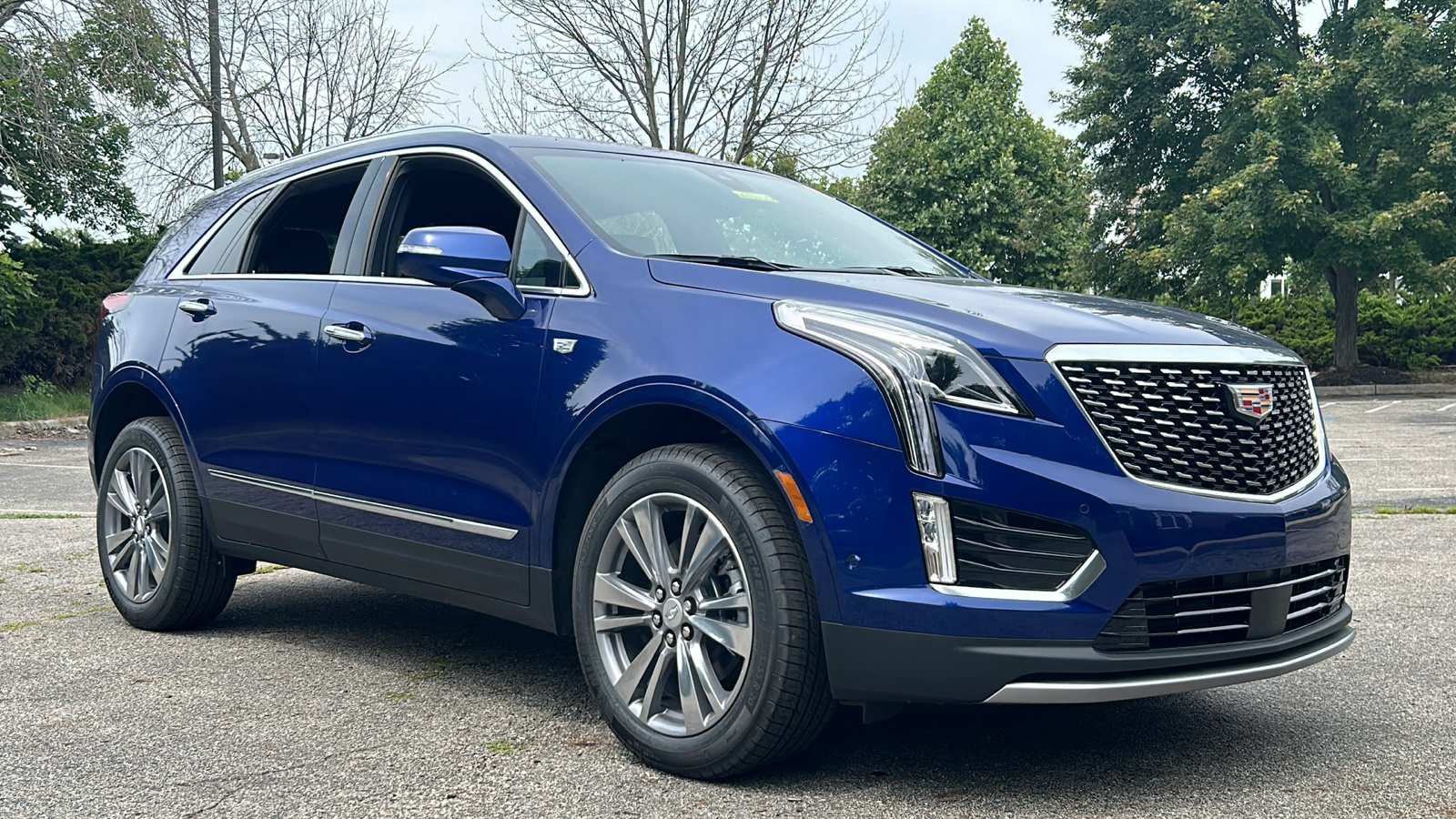 2024 Cadillac XT5 Premium Luxury 2