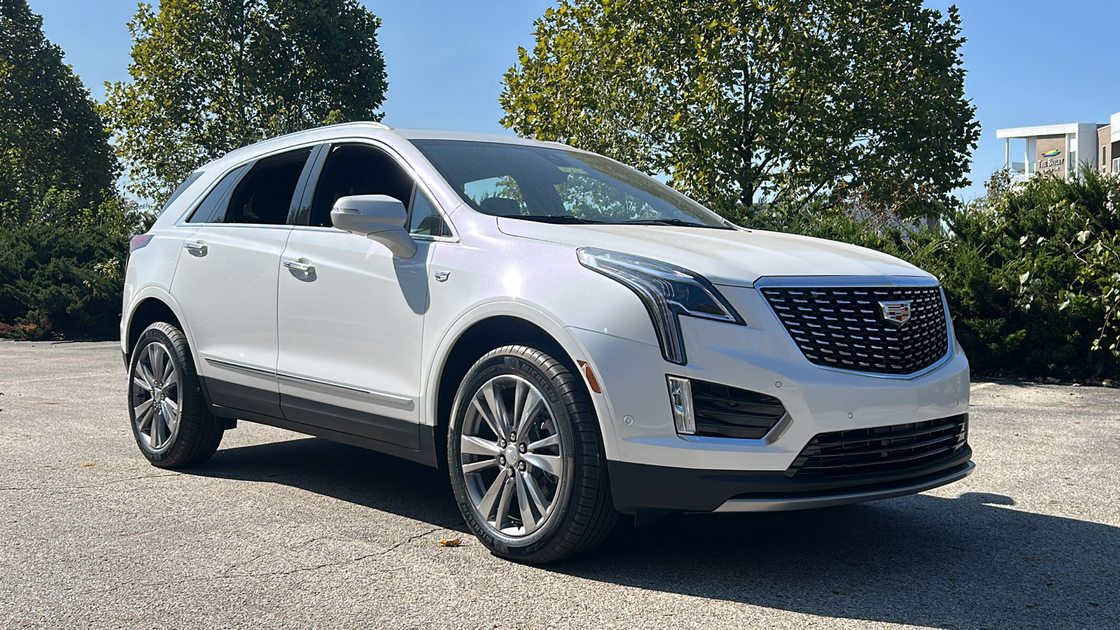 2025 Cadillac XT5 Premium Luxury 2