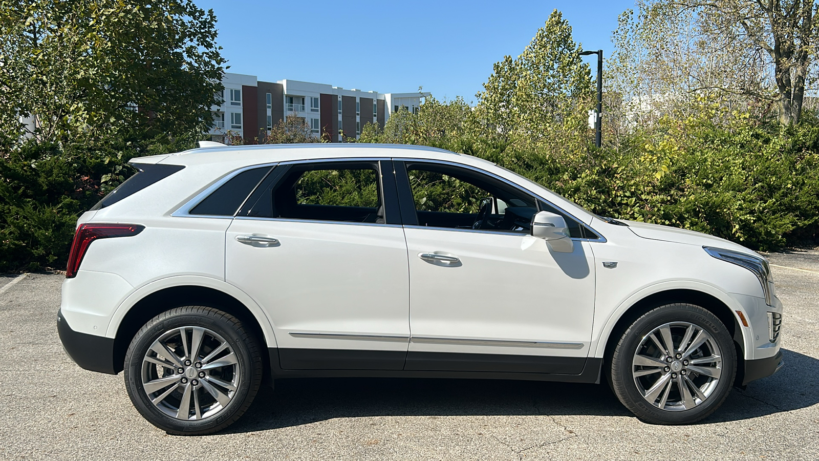 2025 Cadillac XT5 Premium Luxury 3