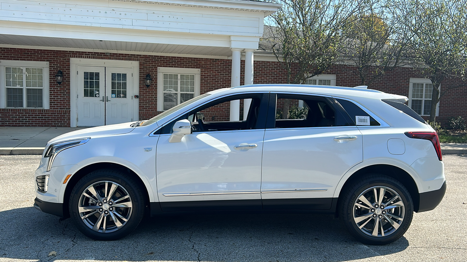 2025 Cadillac XT5 Premium Luxury 16