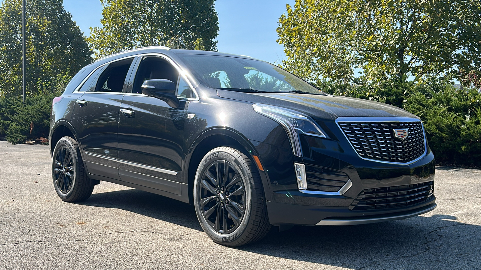 2025 Cadillac XT5 Premium Luxury 2