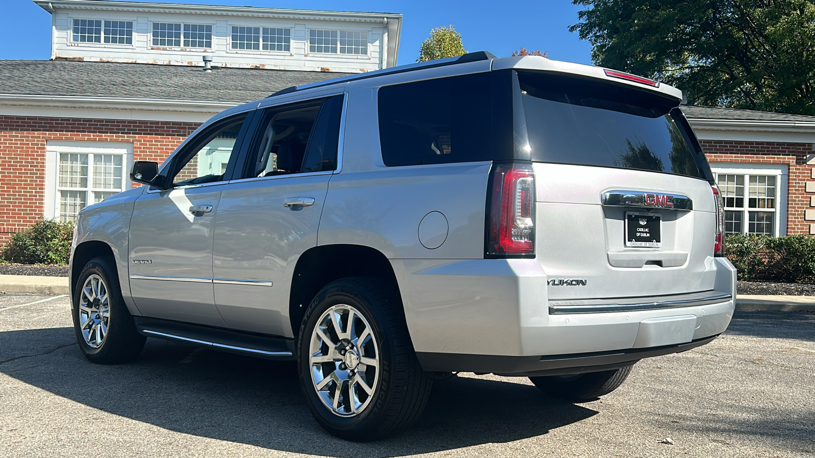 2016 GMC Yukon Denali 14