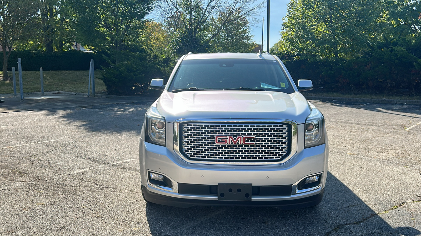 2016 GMC Yukon Denali 41