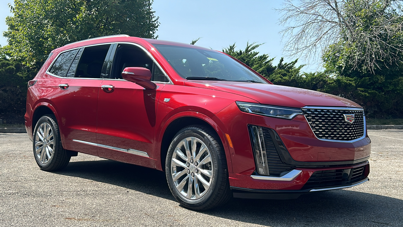 2025 Cadillac XT6 Premium Luxury 2