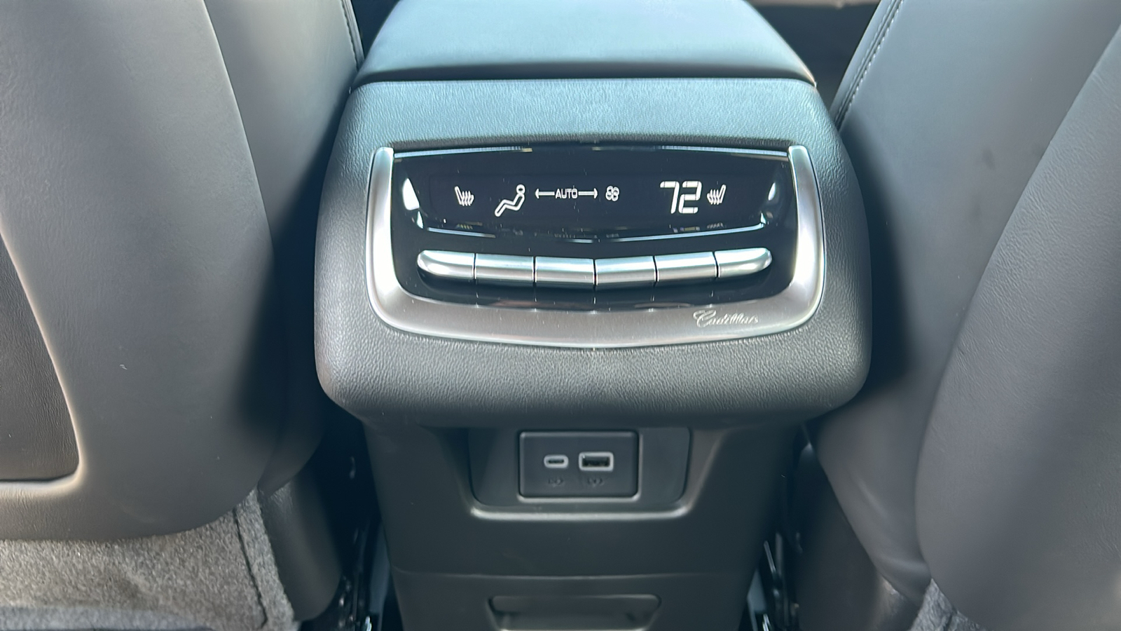 2025 Cadillac XT6 Premium Luxury 19