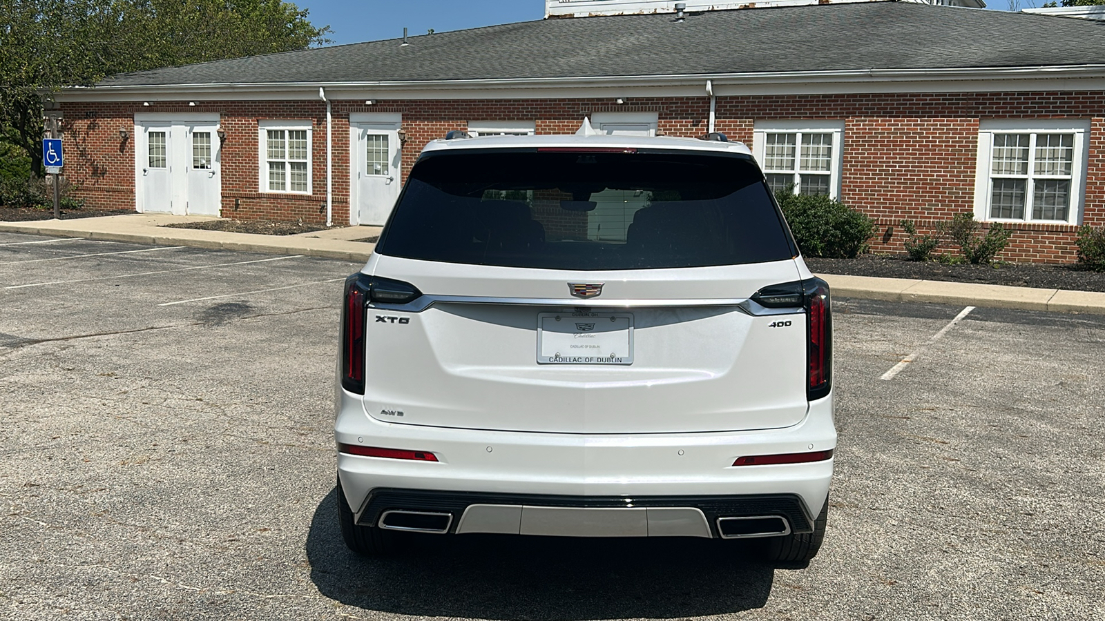 2025 Cadillac XT6 Sport 11