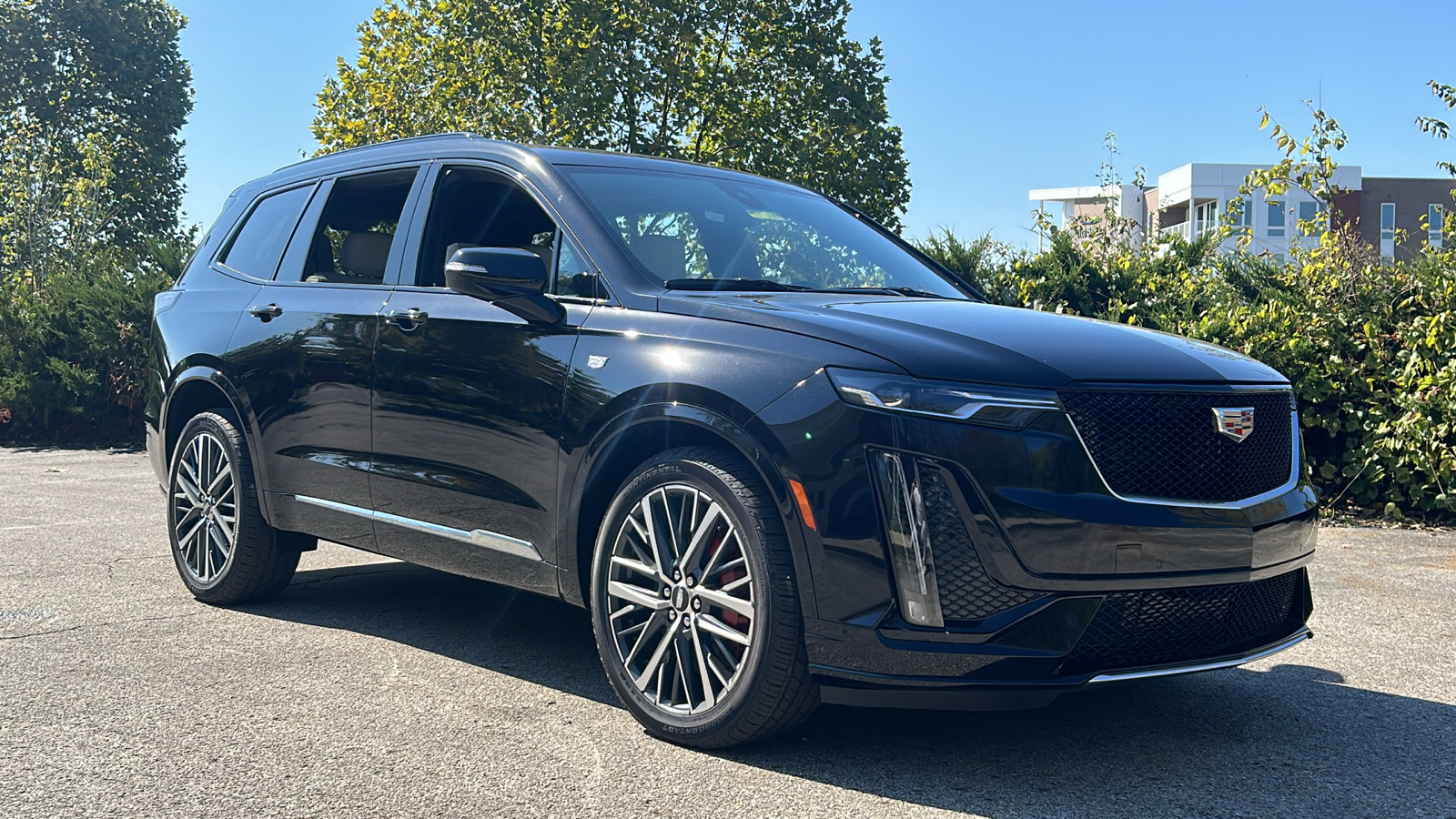 2025 Cadillac XT6 Sport 2