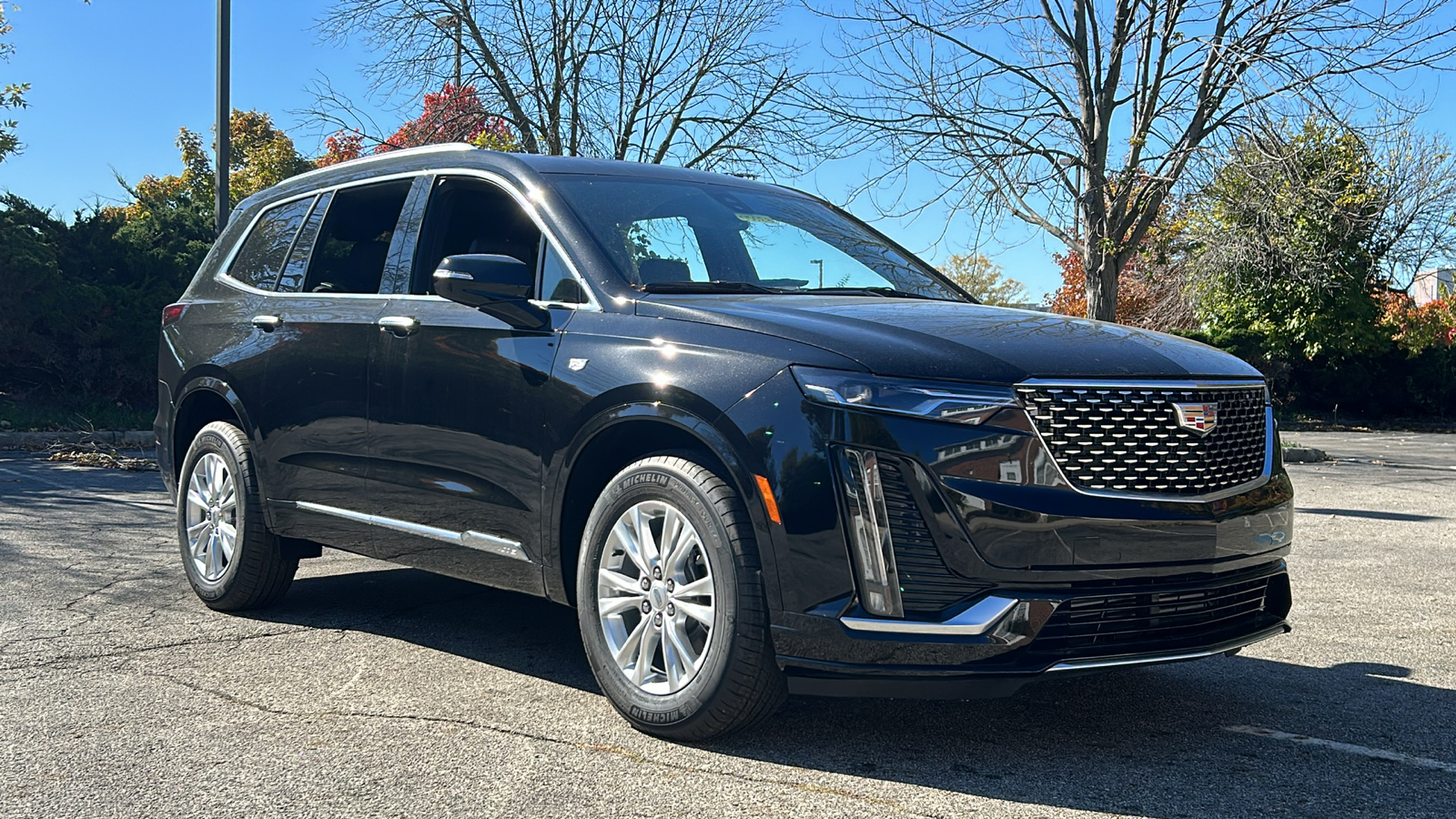 2025 Cadillac XT6 Luxury 3