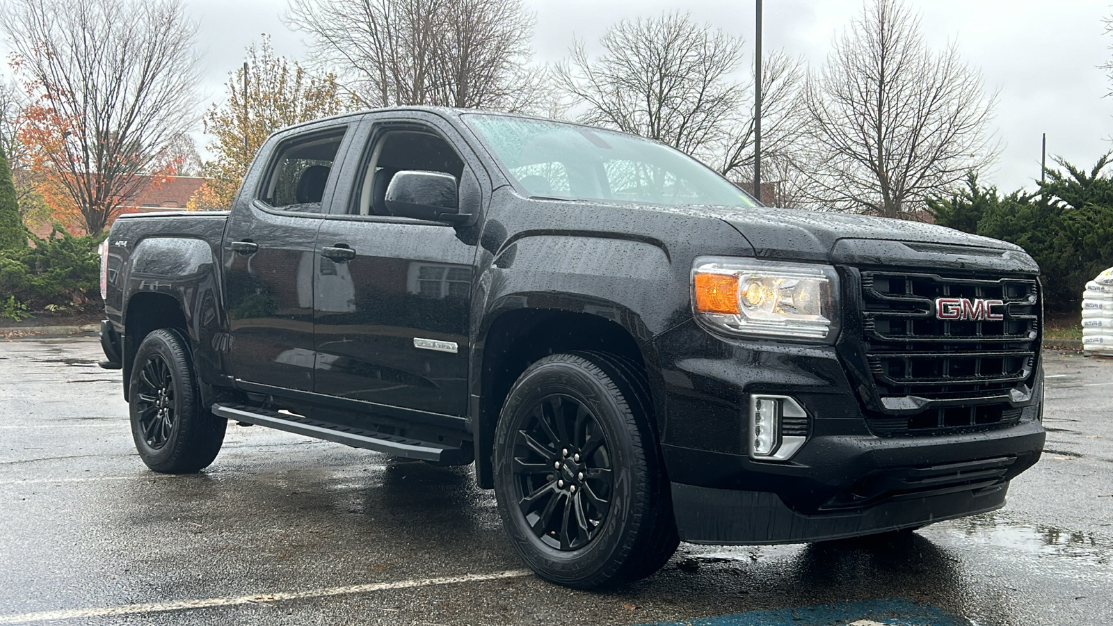 2022 GMC Canyon Elevation 2