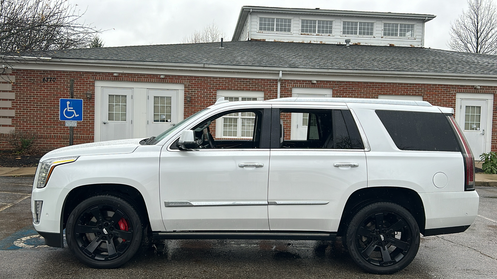 2020 Cadillac Escalade Premium Luxury 15