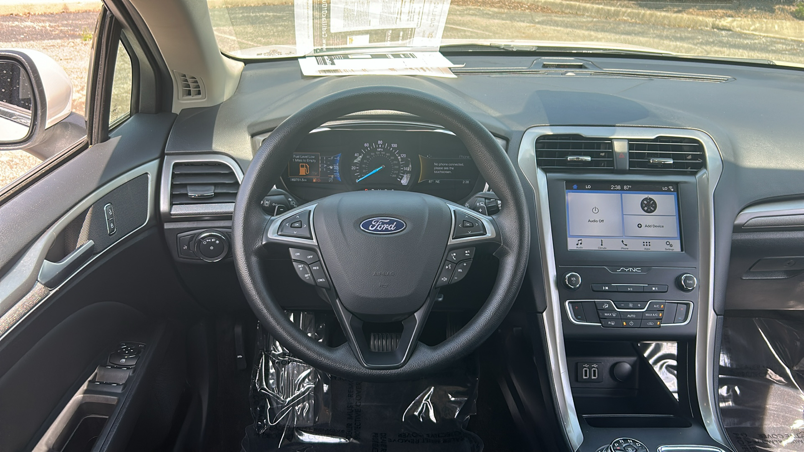 2019 Ford Fusion SE 18