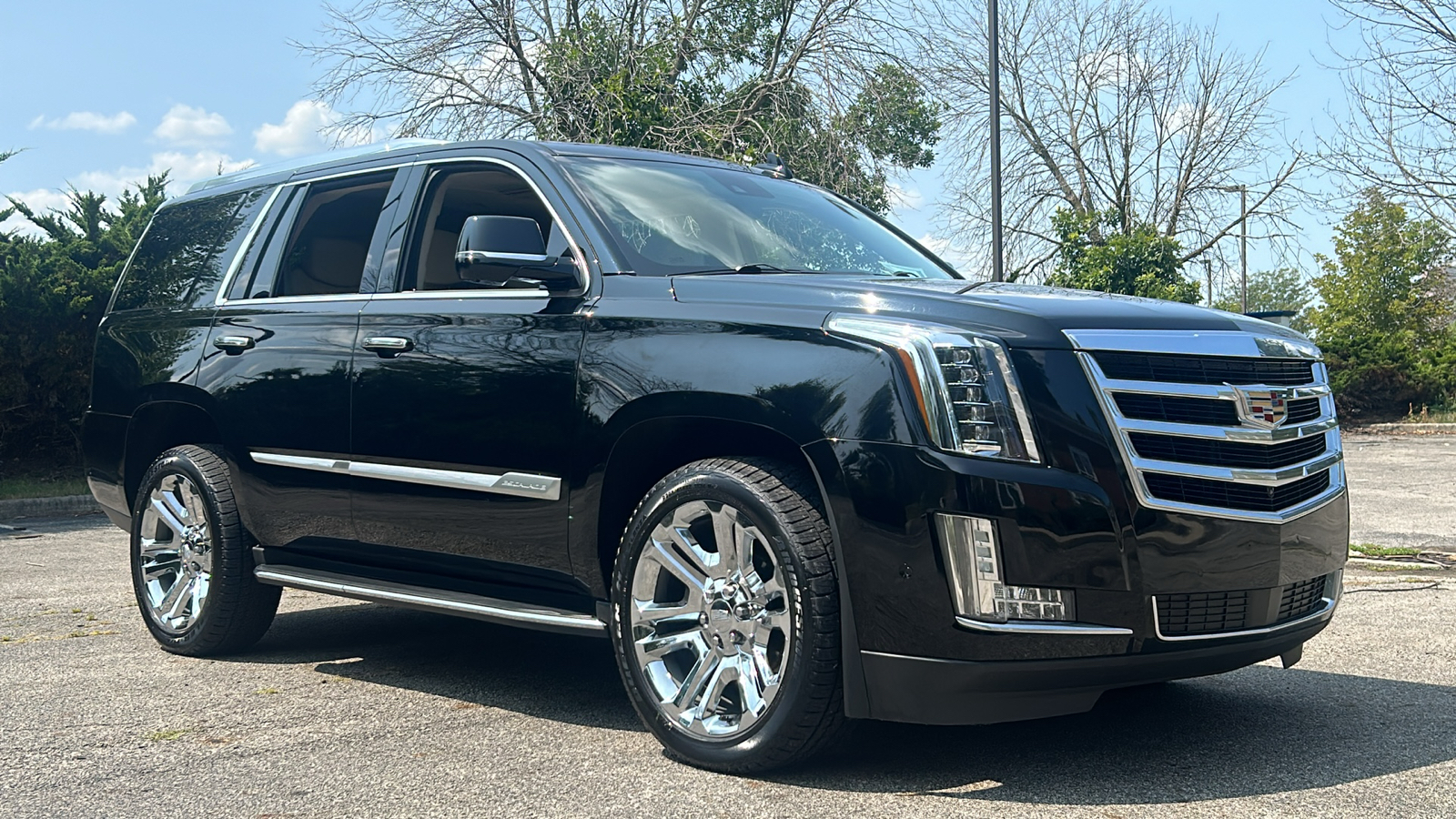 2020 Cadillac Escalade Premium Luxury 2