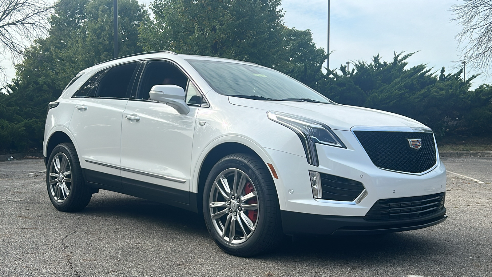 2025 Cadillac XT5 Sport 2