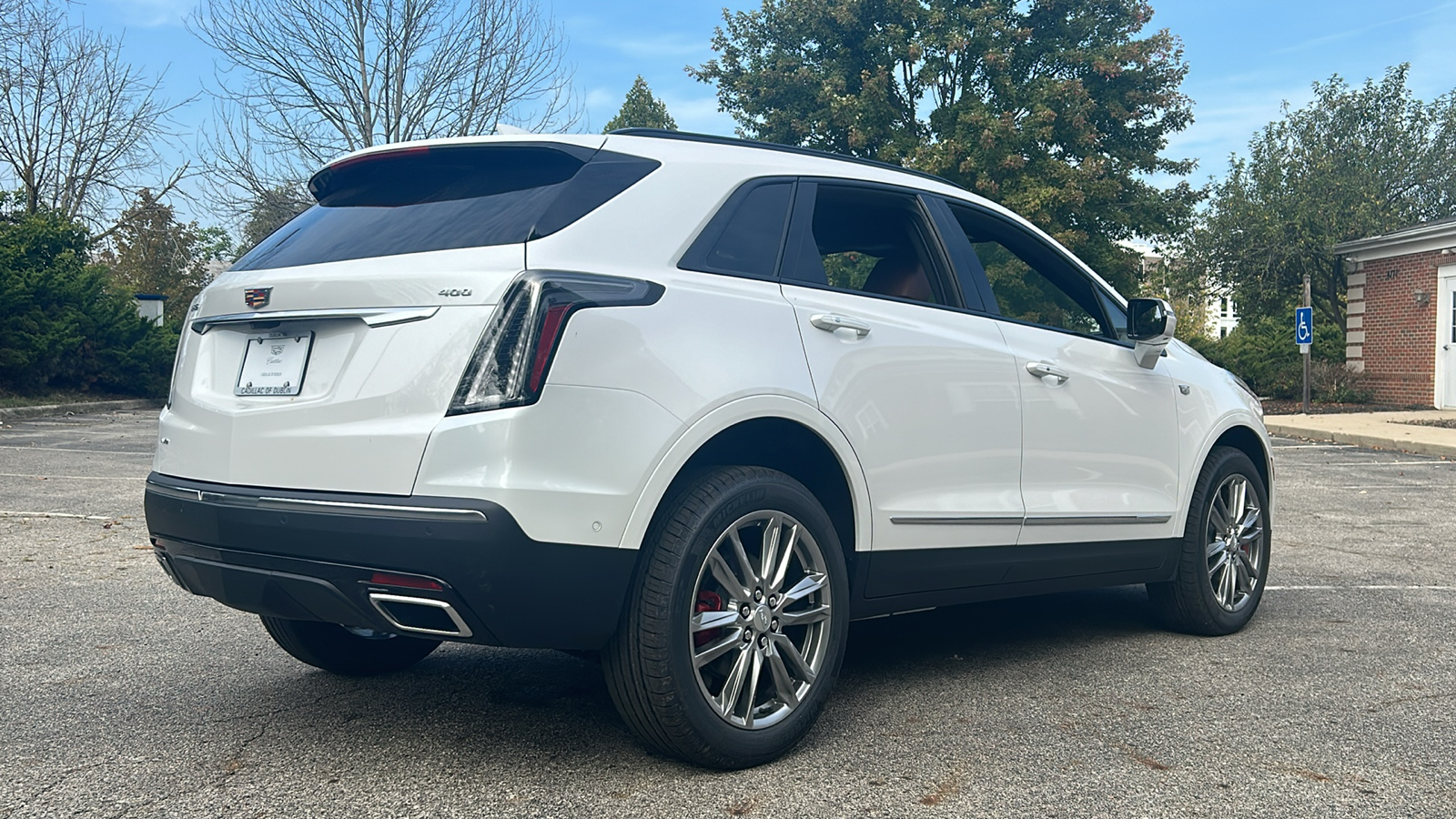 2025 Cadillac XT5 Sport 10