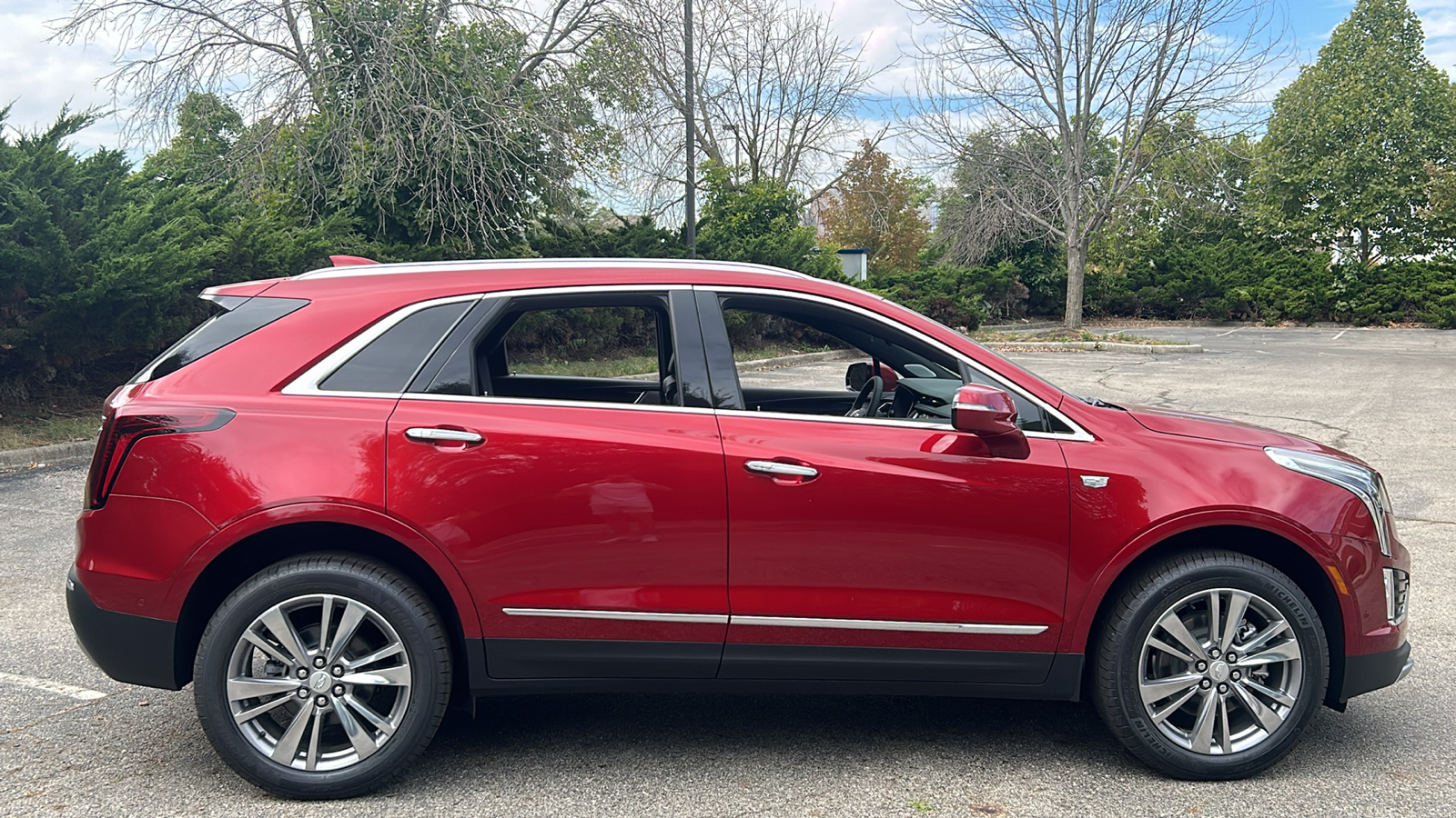 2025 Cadillac XT5 Premium Luxury 3