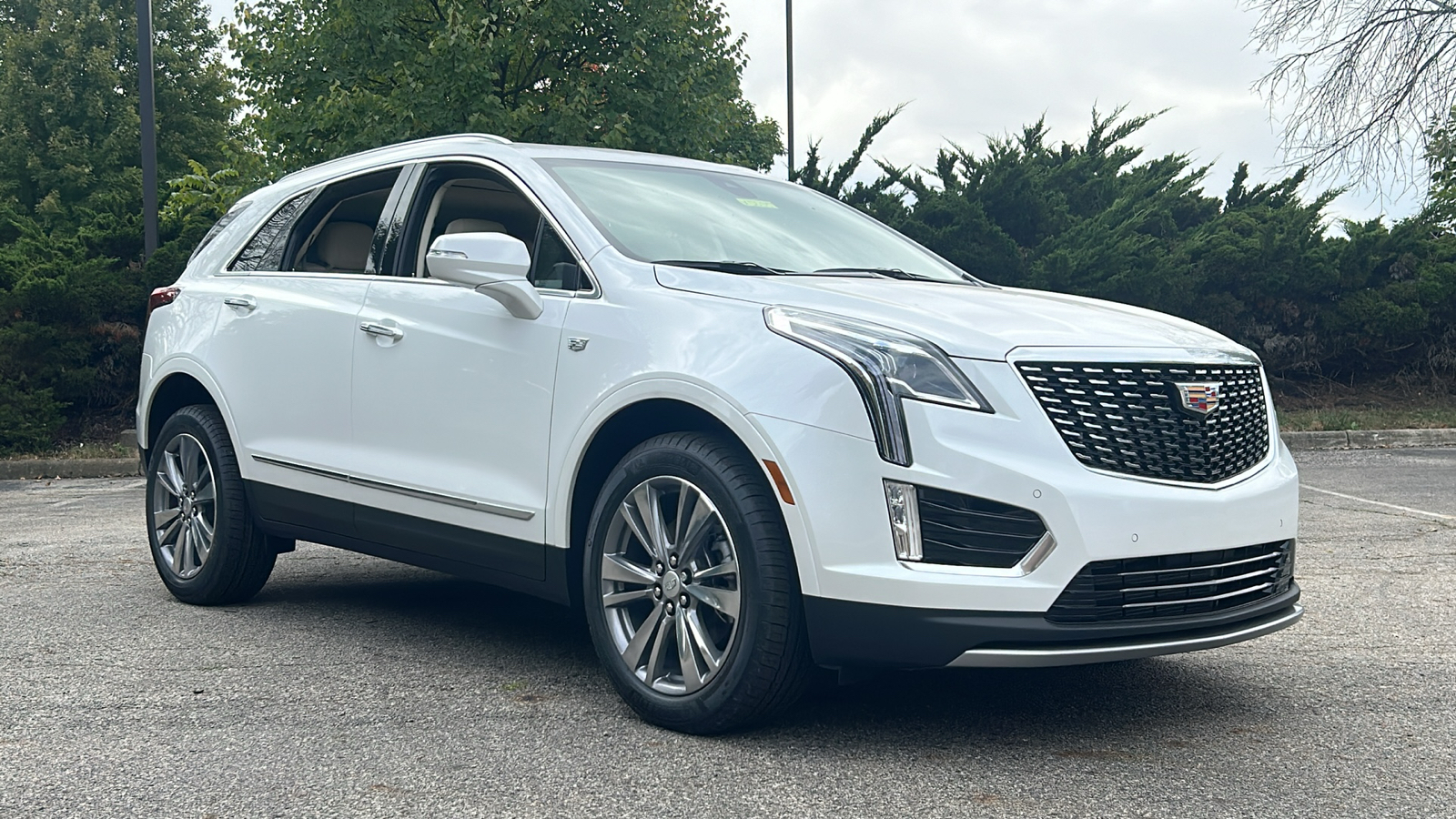 2025 Cadillac XT5 Premium Luxury 2