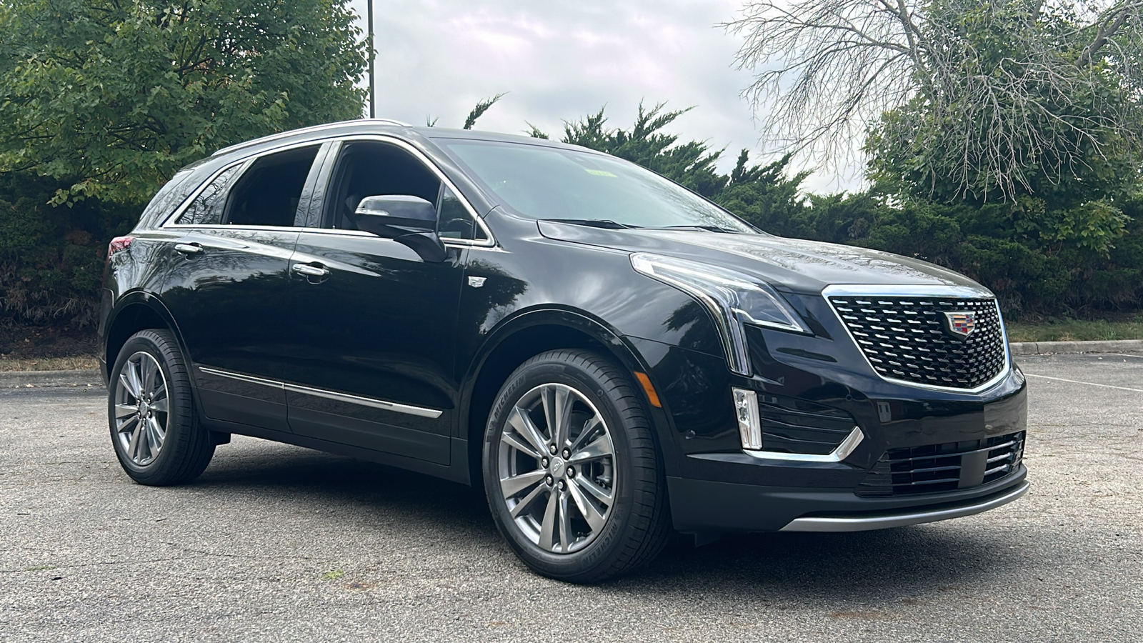 2025 Cadillac XT5 Premium Luxury 2