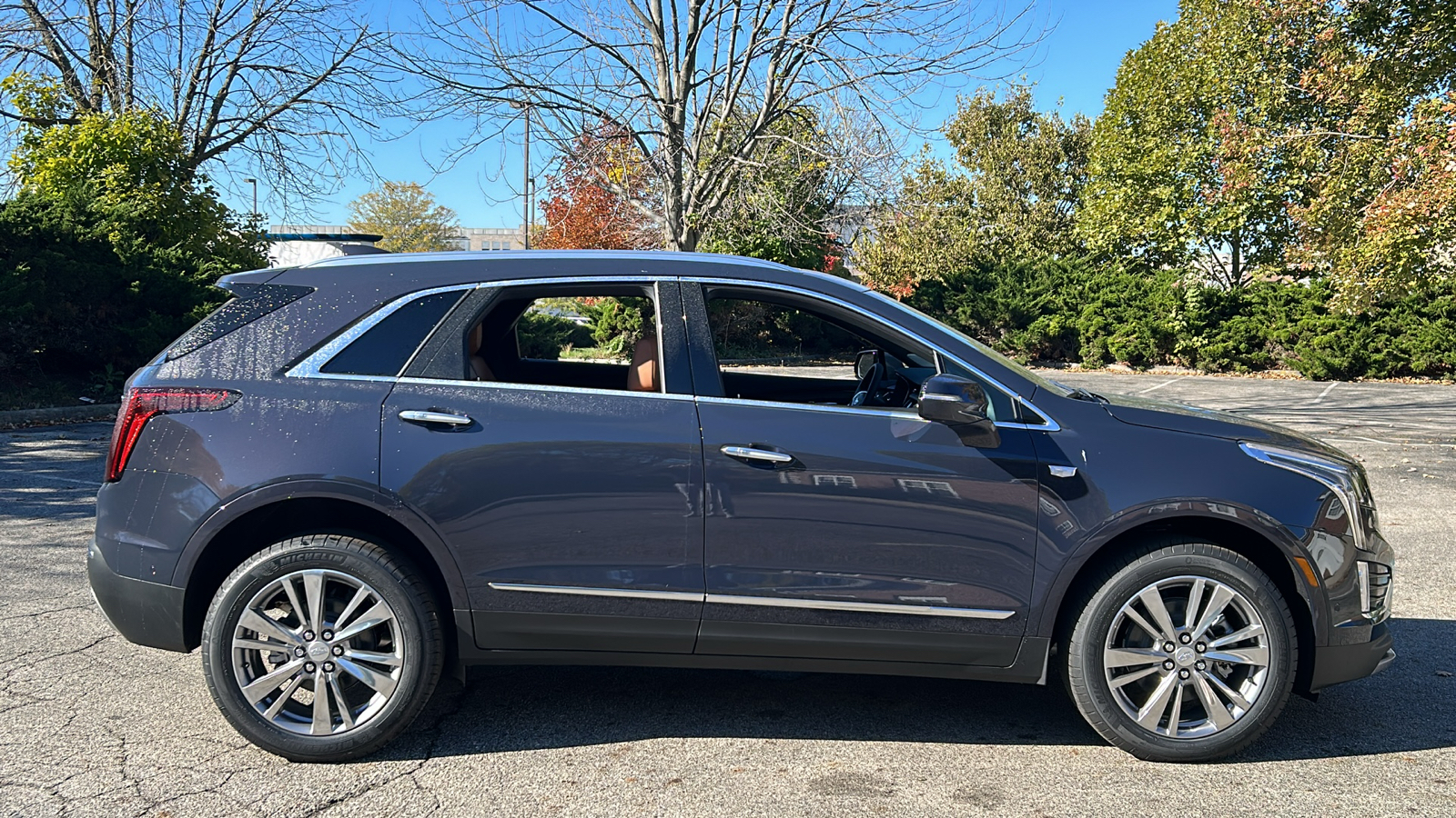 2025 Cadillac XT5 Premium Luxury 3