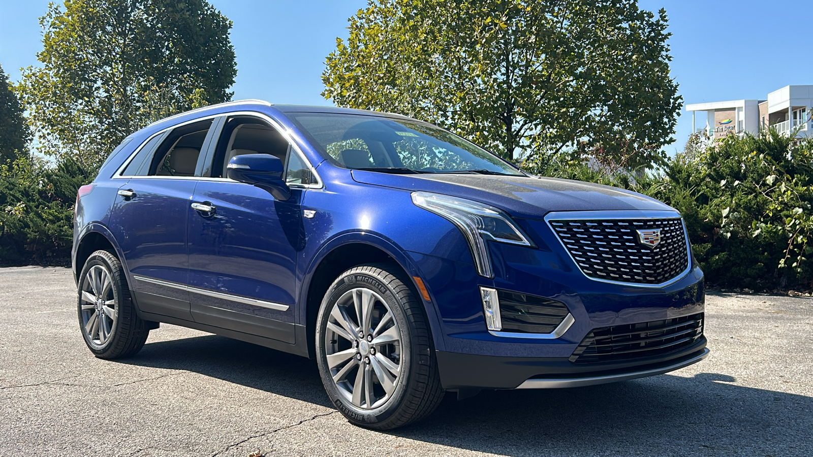 2025 Cadillac XT5 Premium Luxury 2