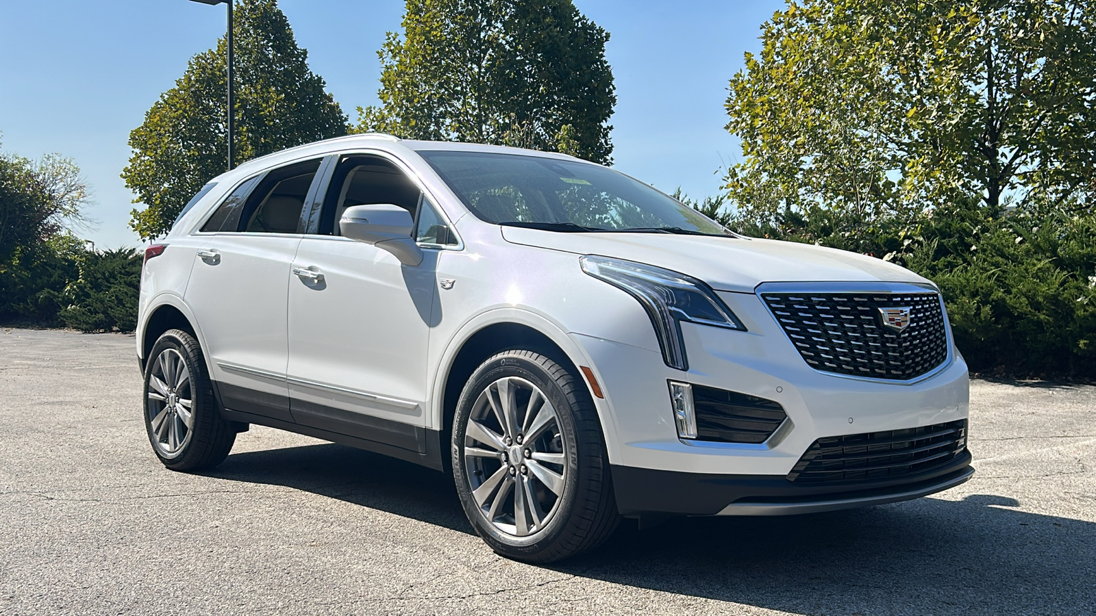 2025 Cadillac XT5 Premium Luxury 2