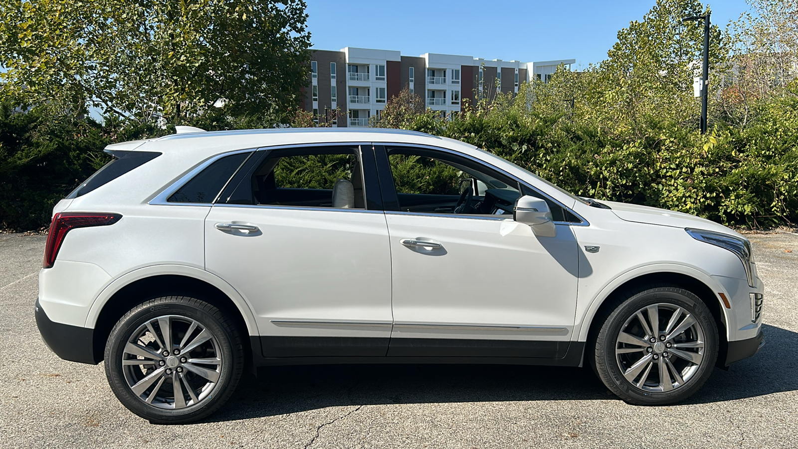 2025 Cadillac XT5 Premium Luxury 3