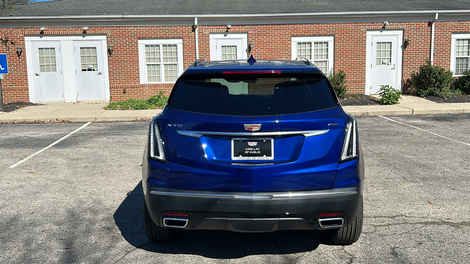 2025 Cadillac XT5 Sport 11