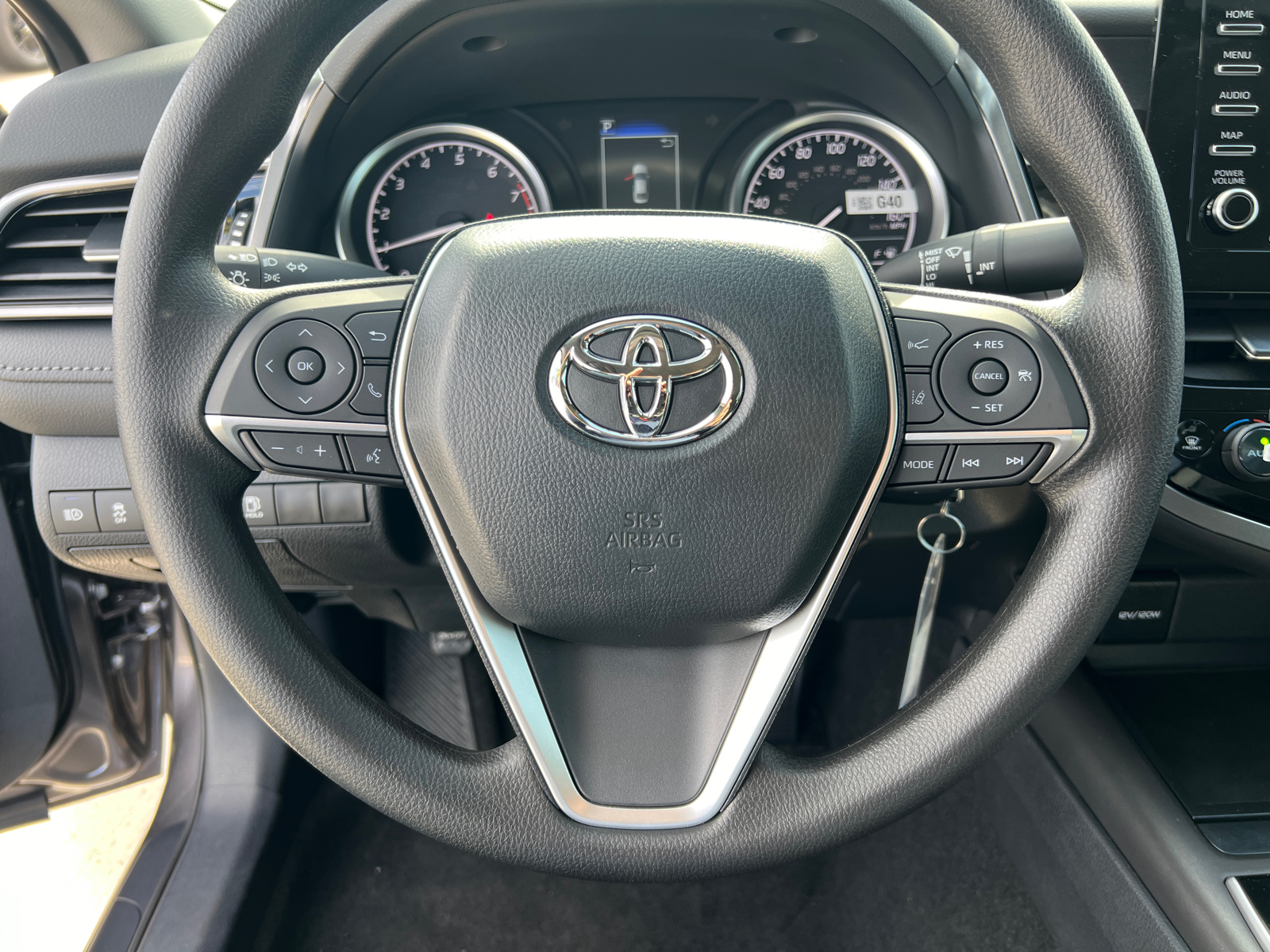 2024 Toyota Camry LE 8
