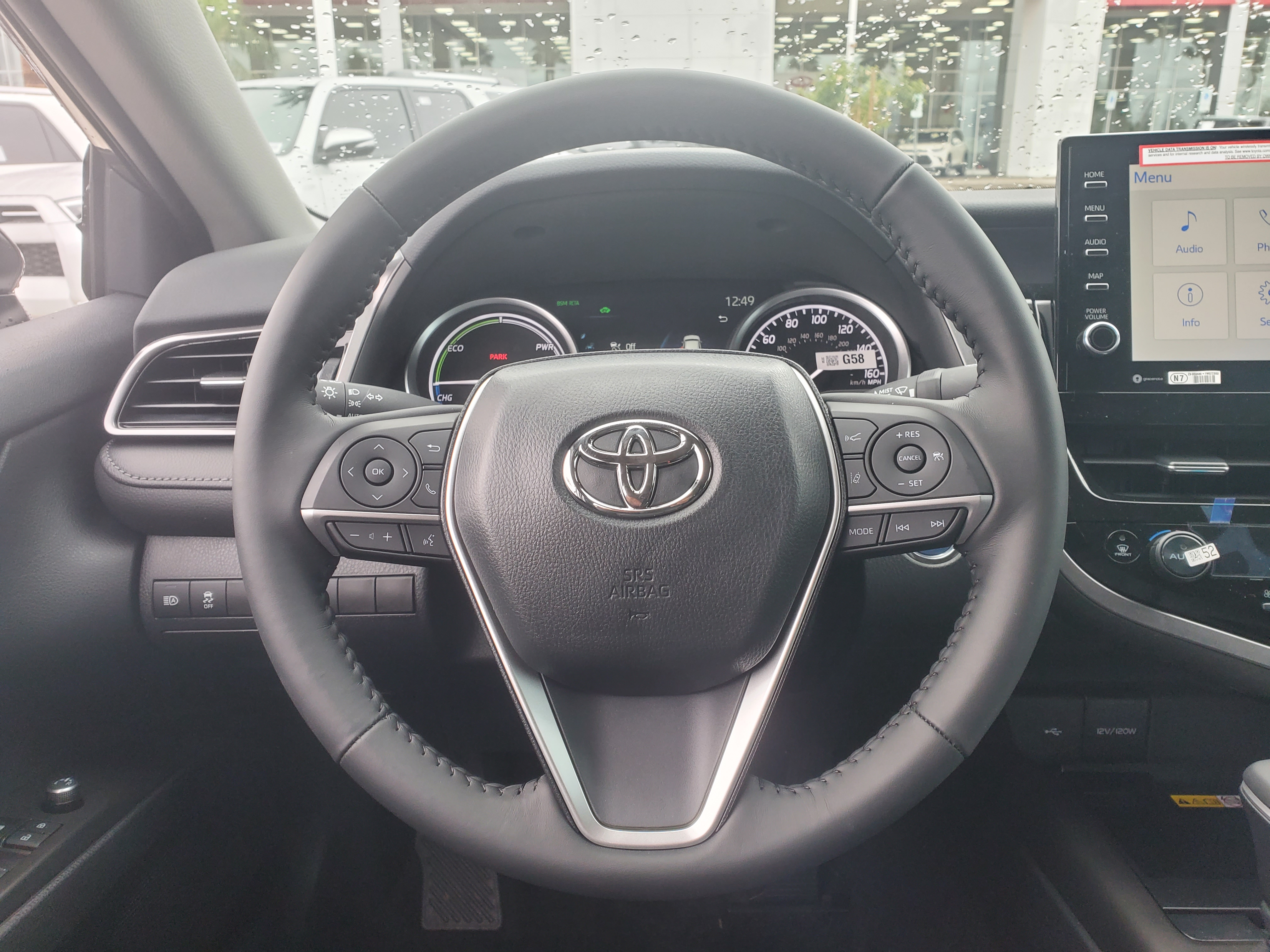 2024 Toyota Camry Hybrid XLE 8