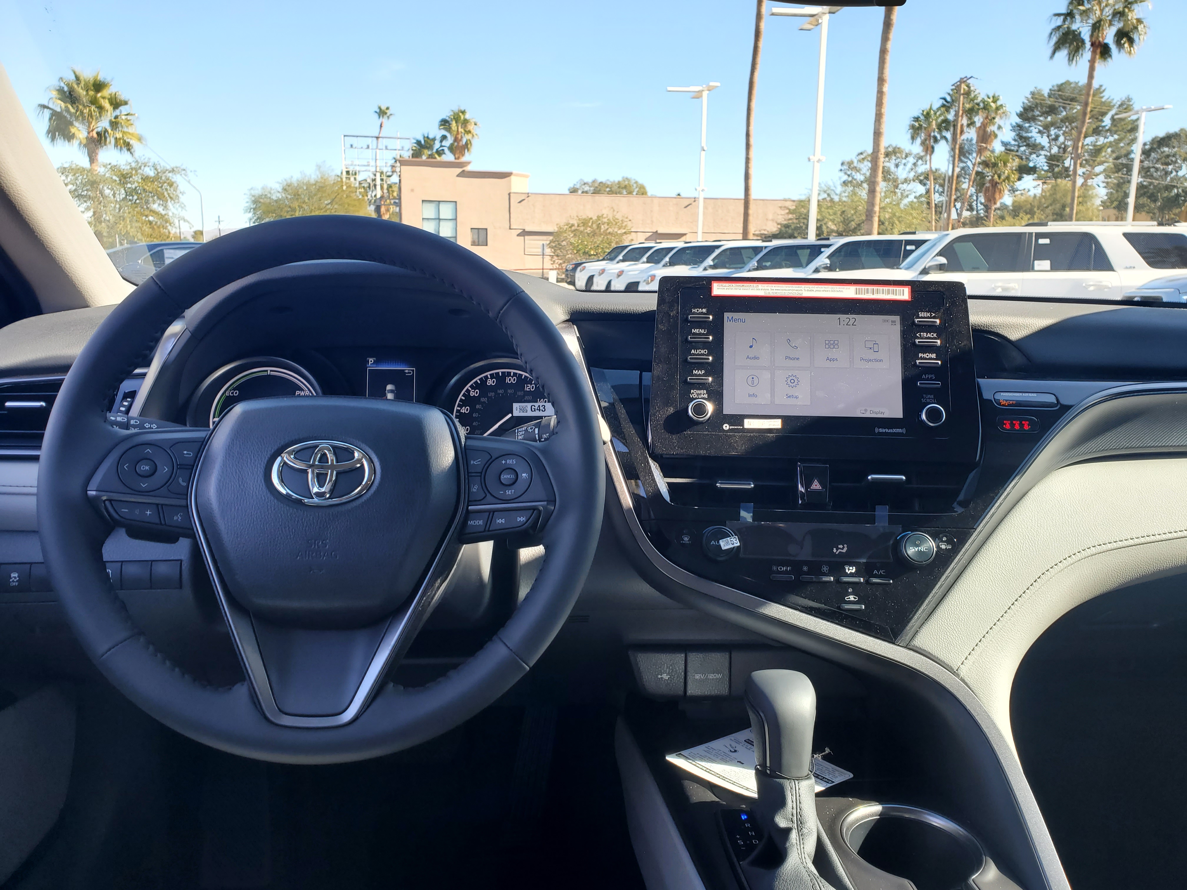 2024 Toyota Camry Hybrid SE 4