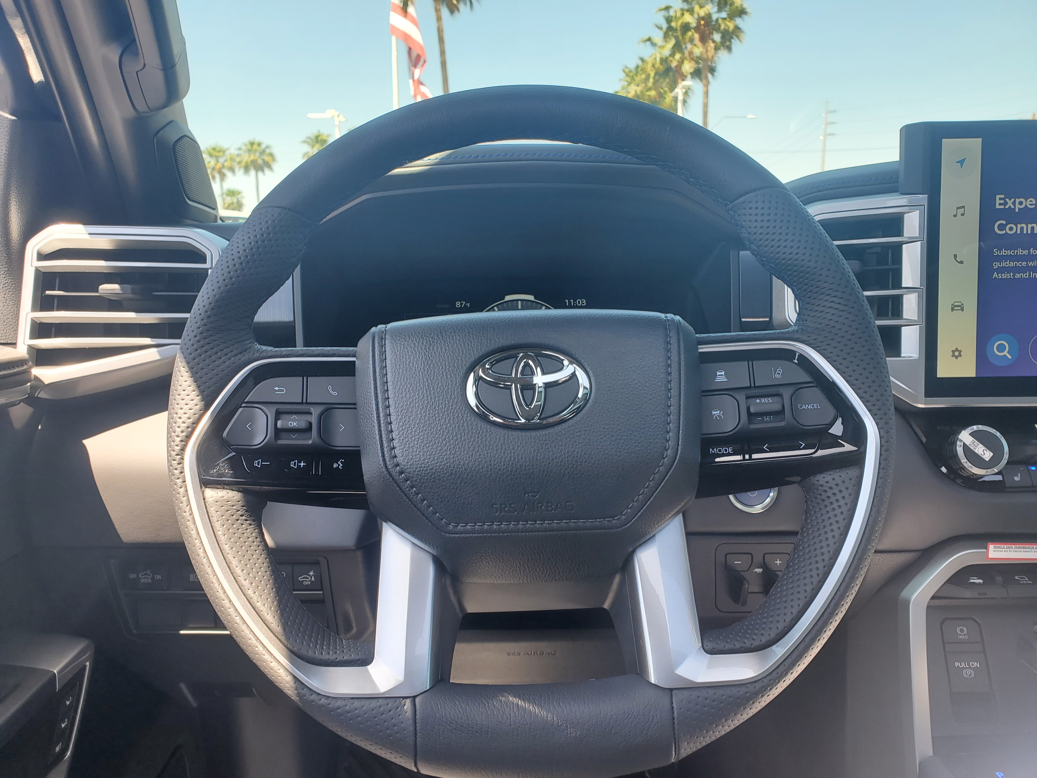 2024 Toyota Tundra Platinum HV 8