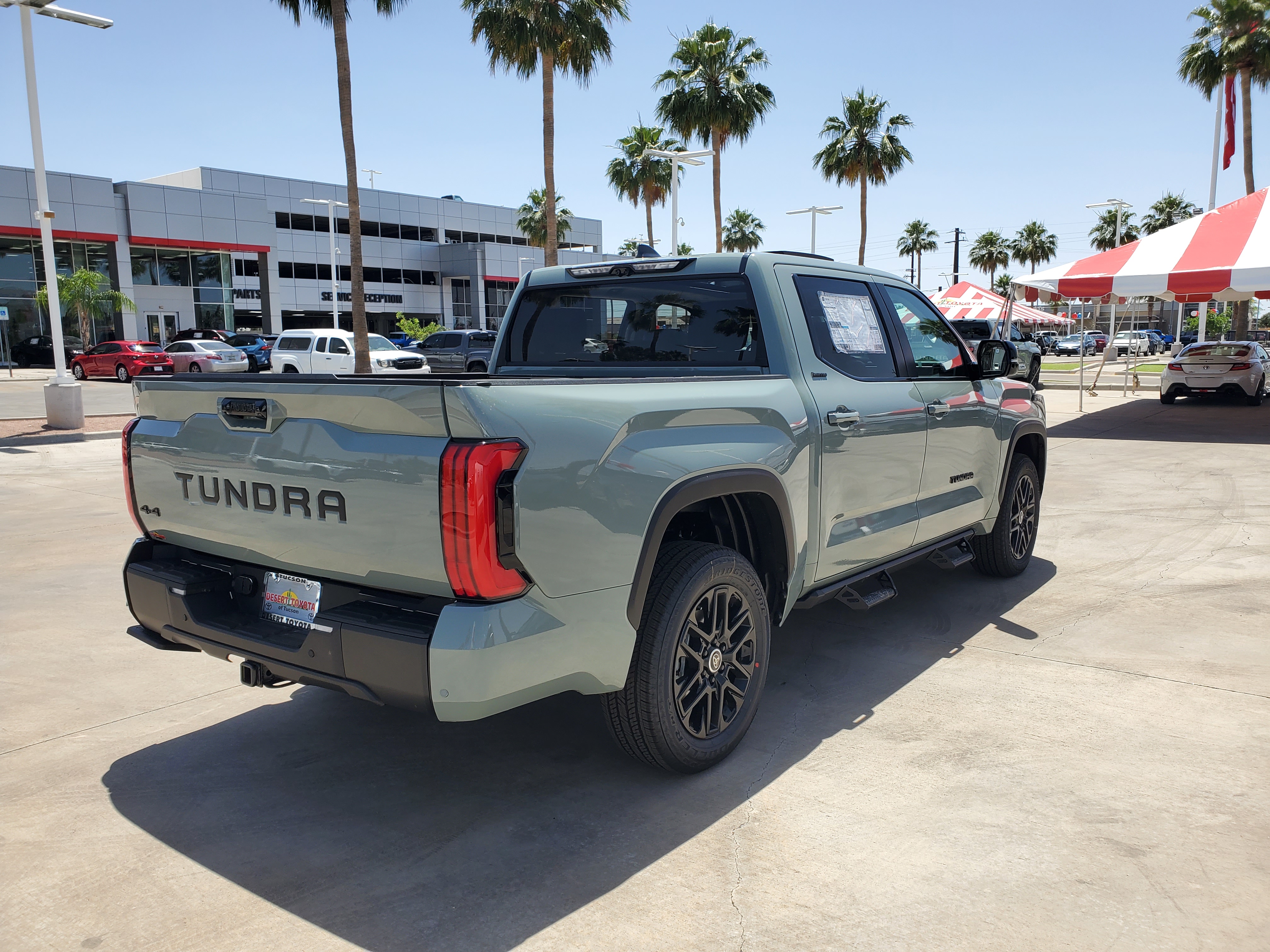 2024 Toyota Tundra Limited HV 22