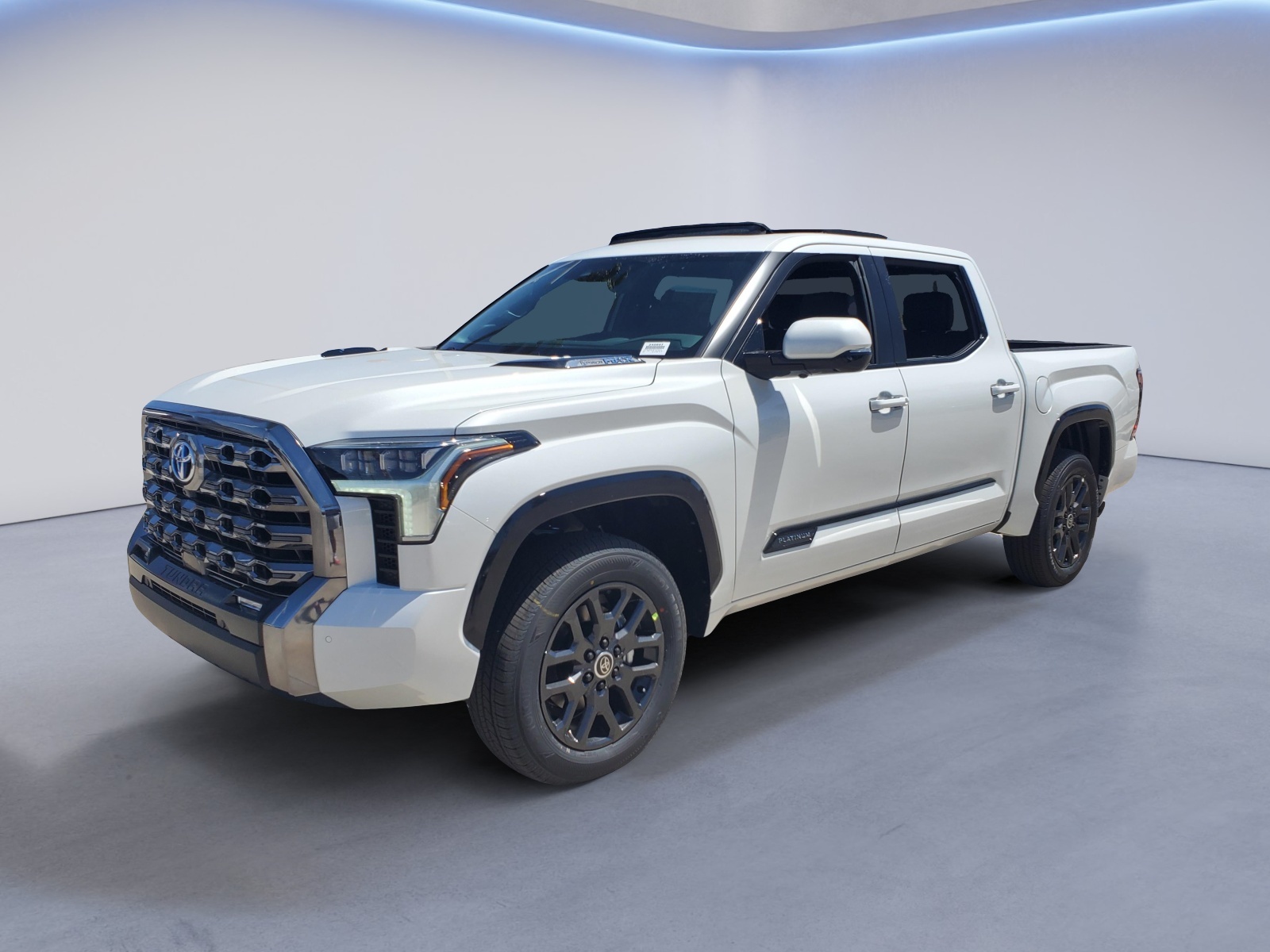 2024 Toyota Tundra Platinum HV 1