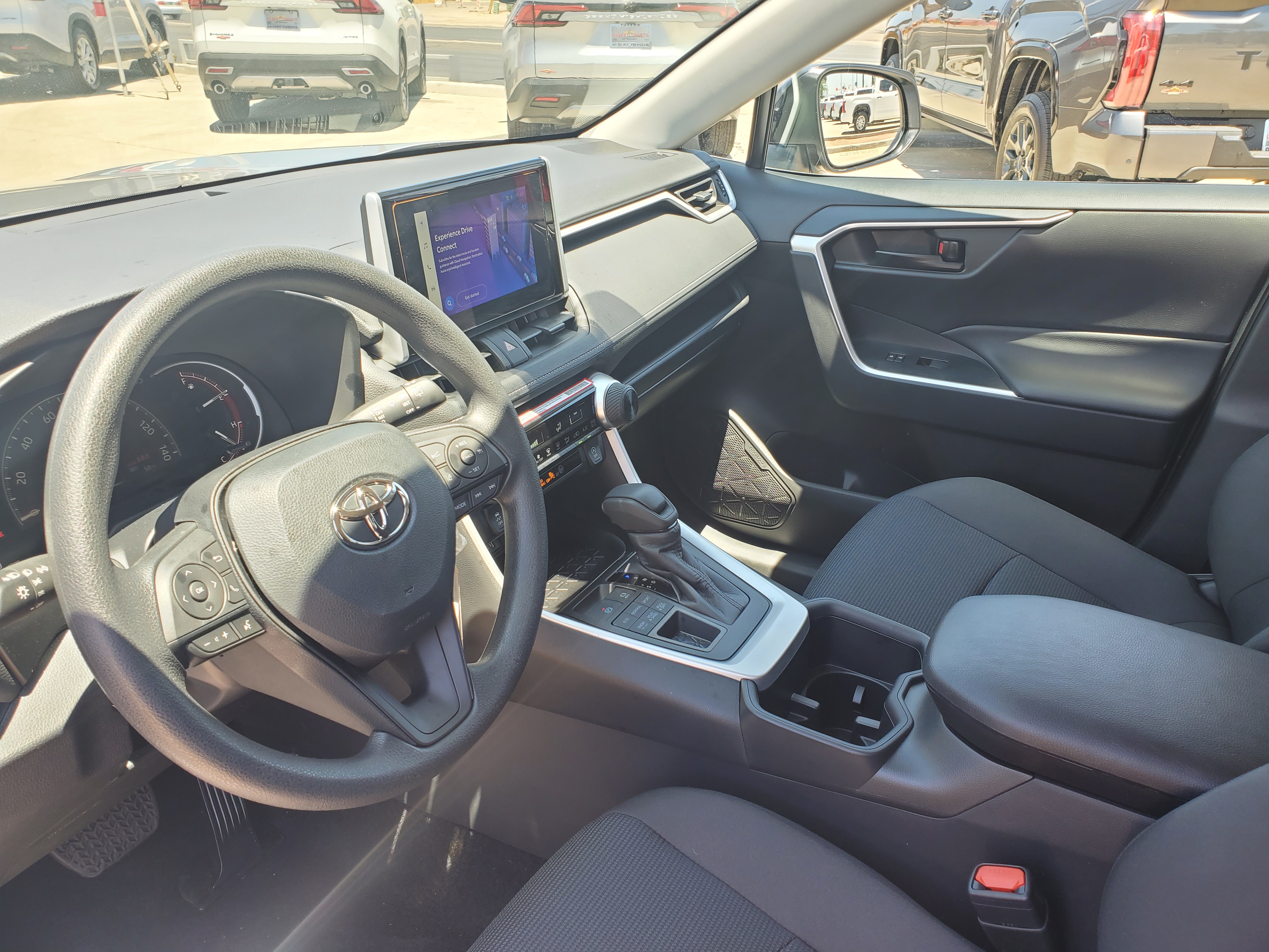 2024 Toyota RAV4 LE 14