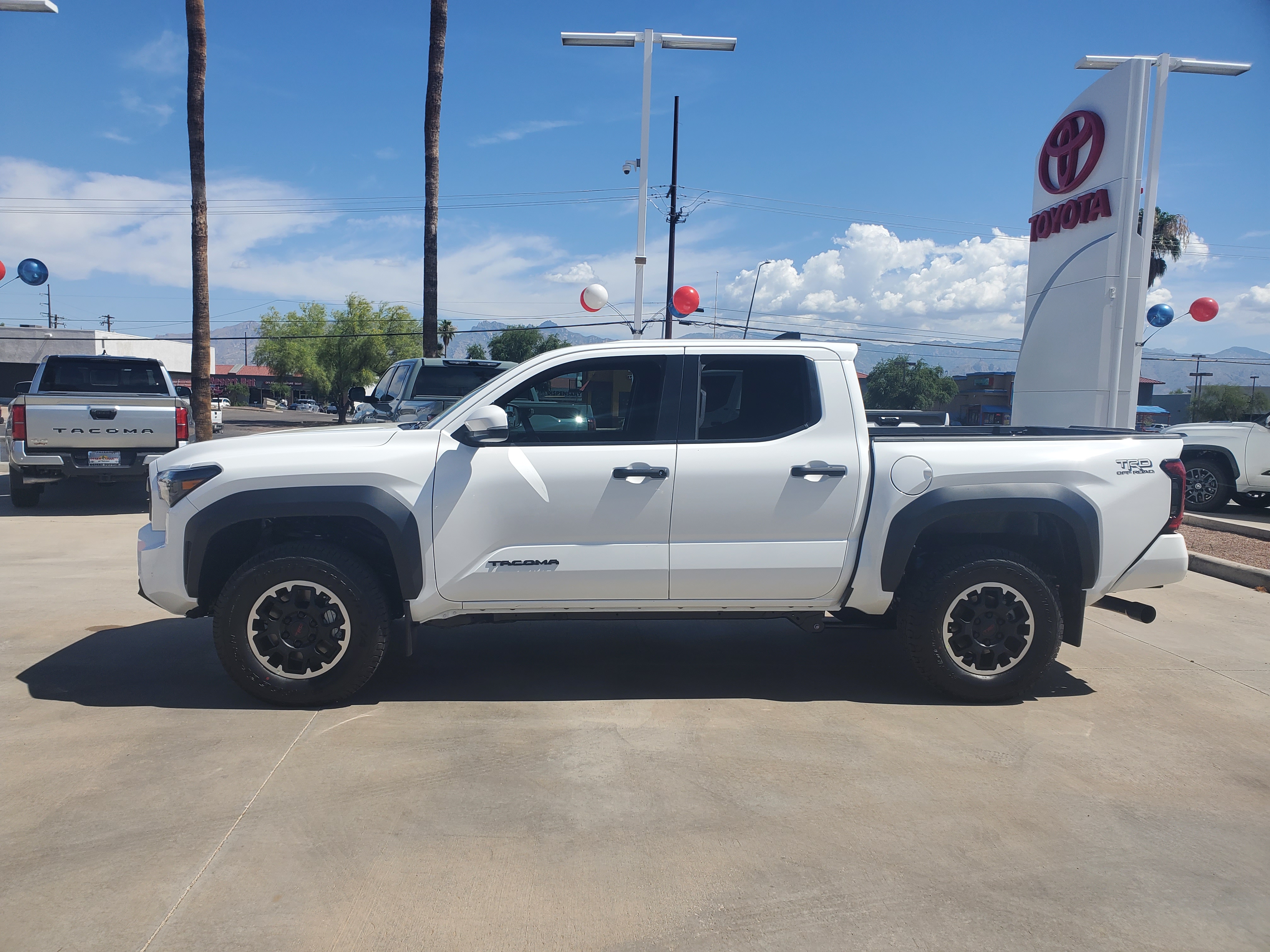 2024 Toyota Tacoma SR5 3