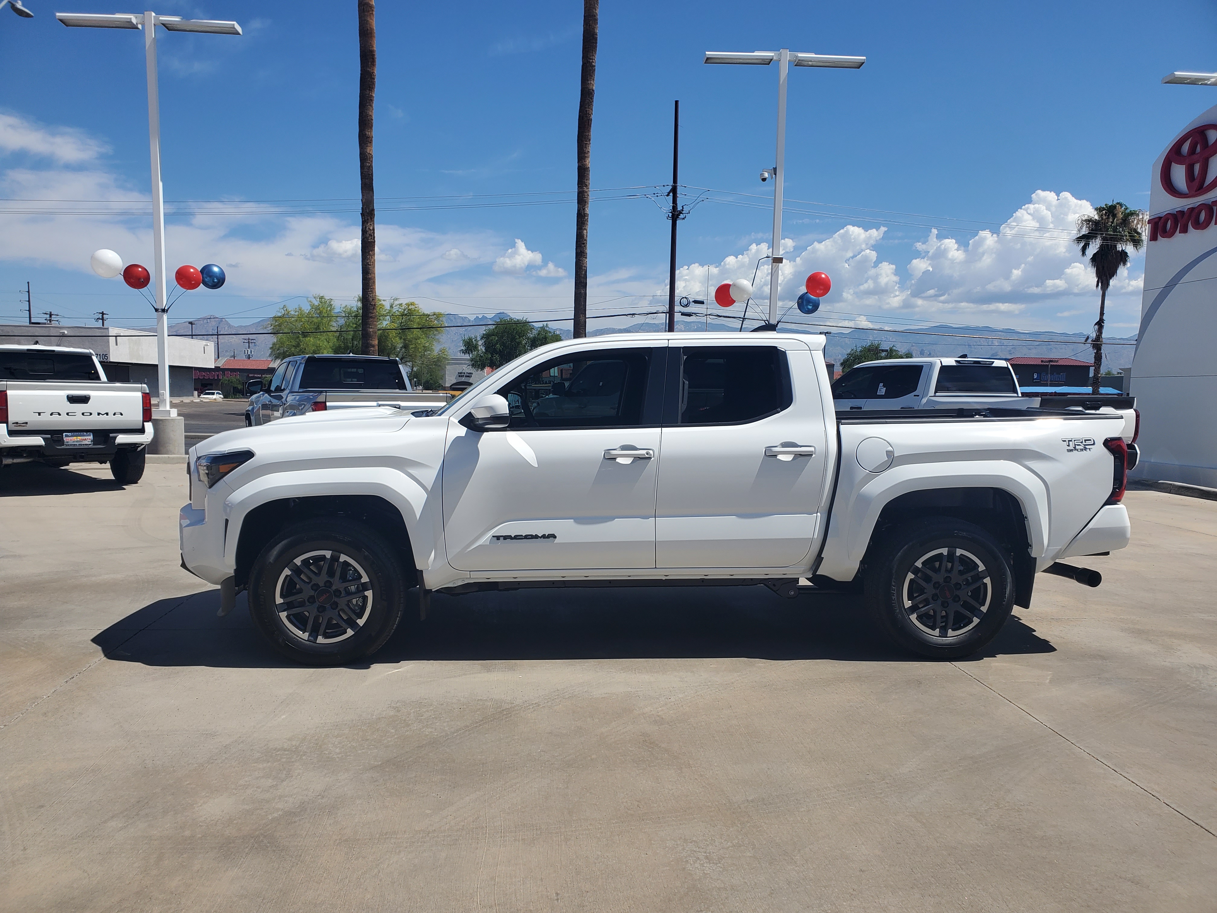 2024 Toyota Tacoma SR5 3