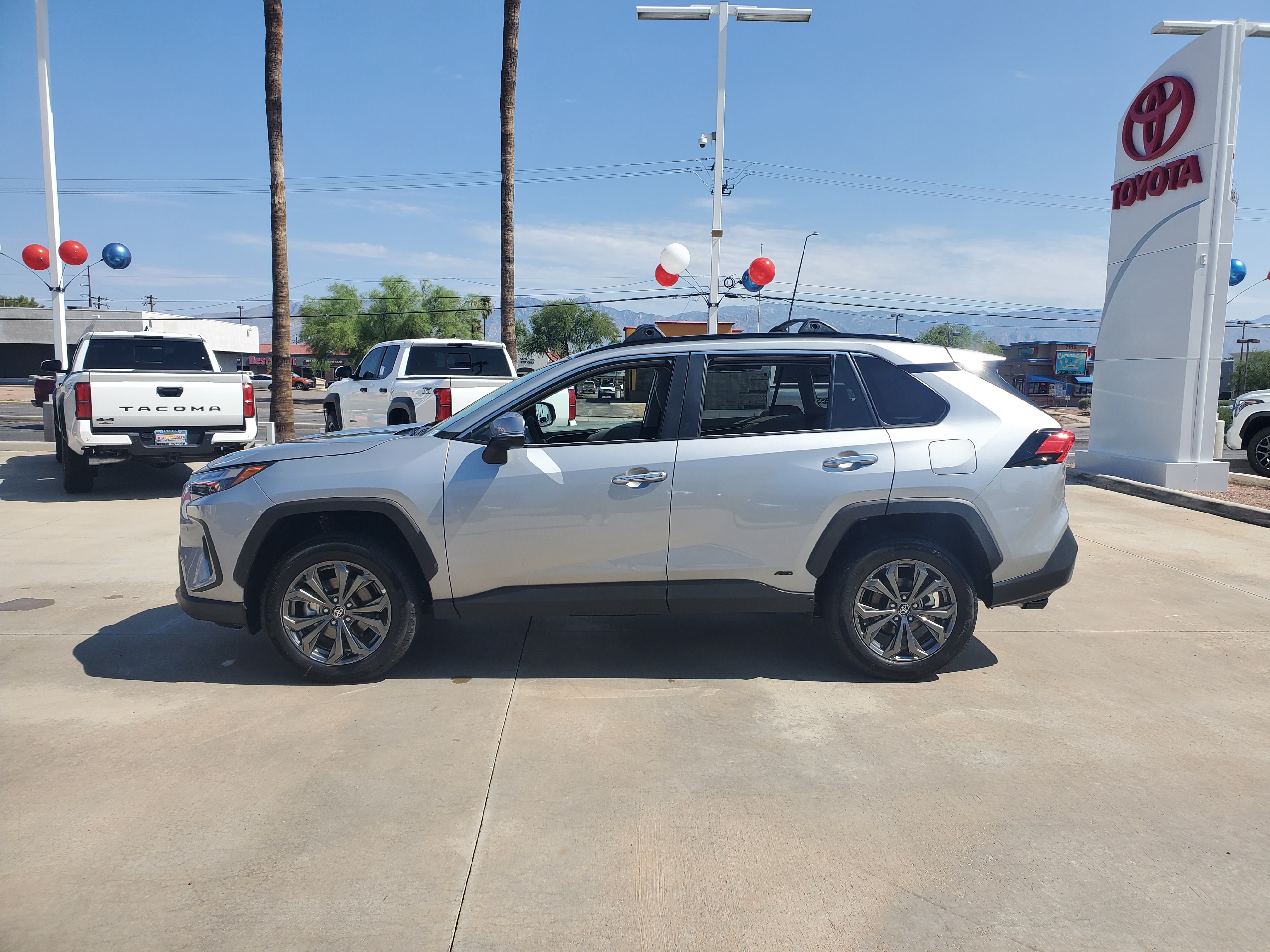 2024 Toyota RAV4 Hybrid Limited 3