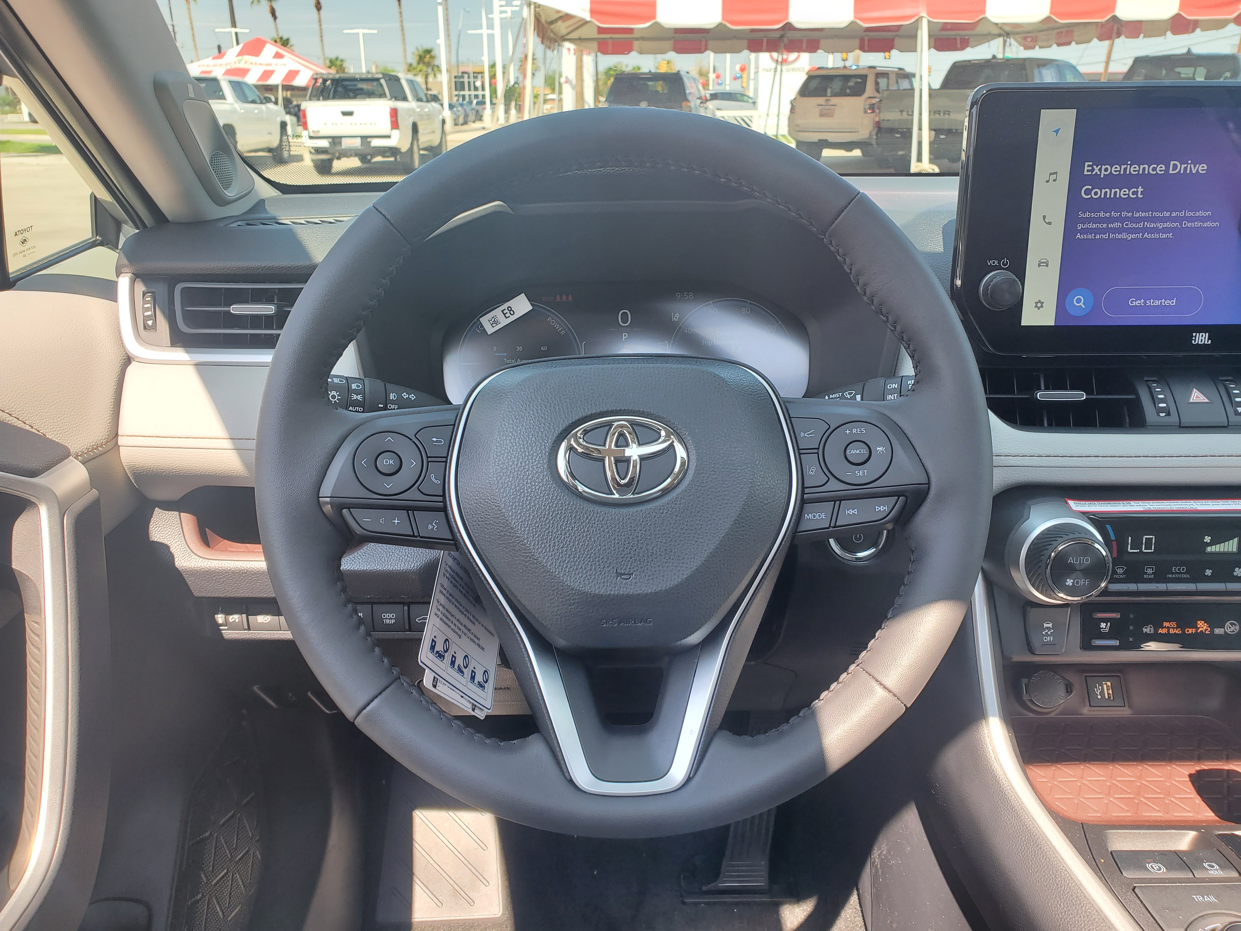 2024 Toyota RAV4 Hybrid Limited 8